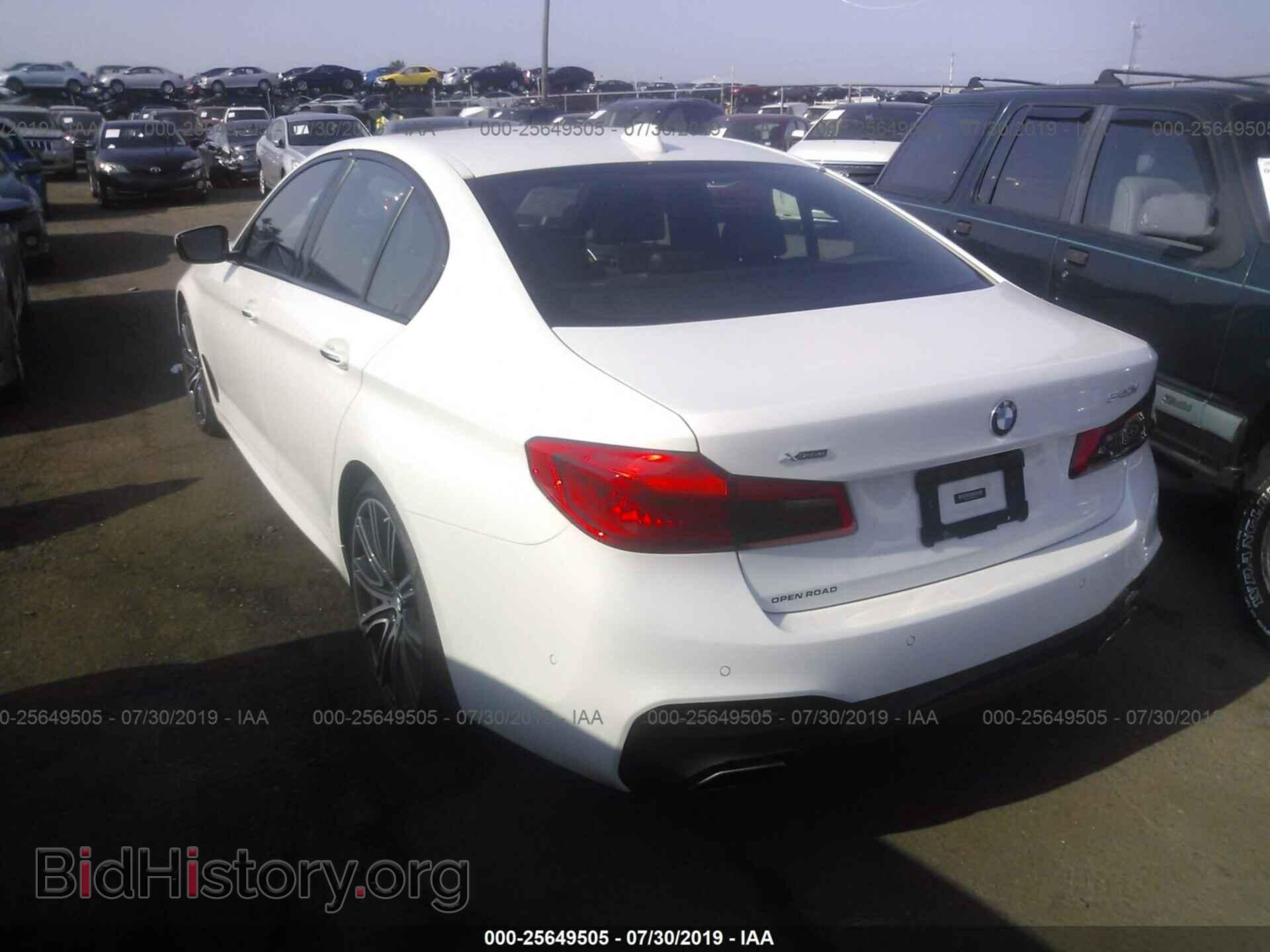2017 BMW 540 - VIN: WBAJE7C38HG887352 - Фото 3