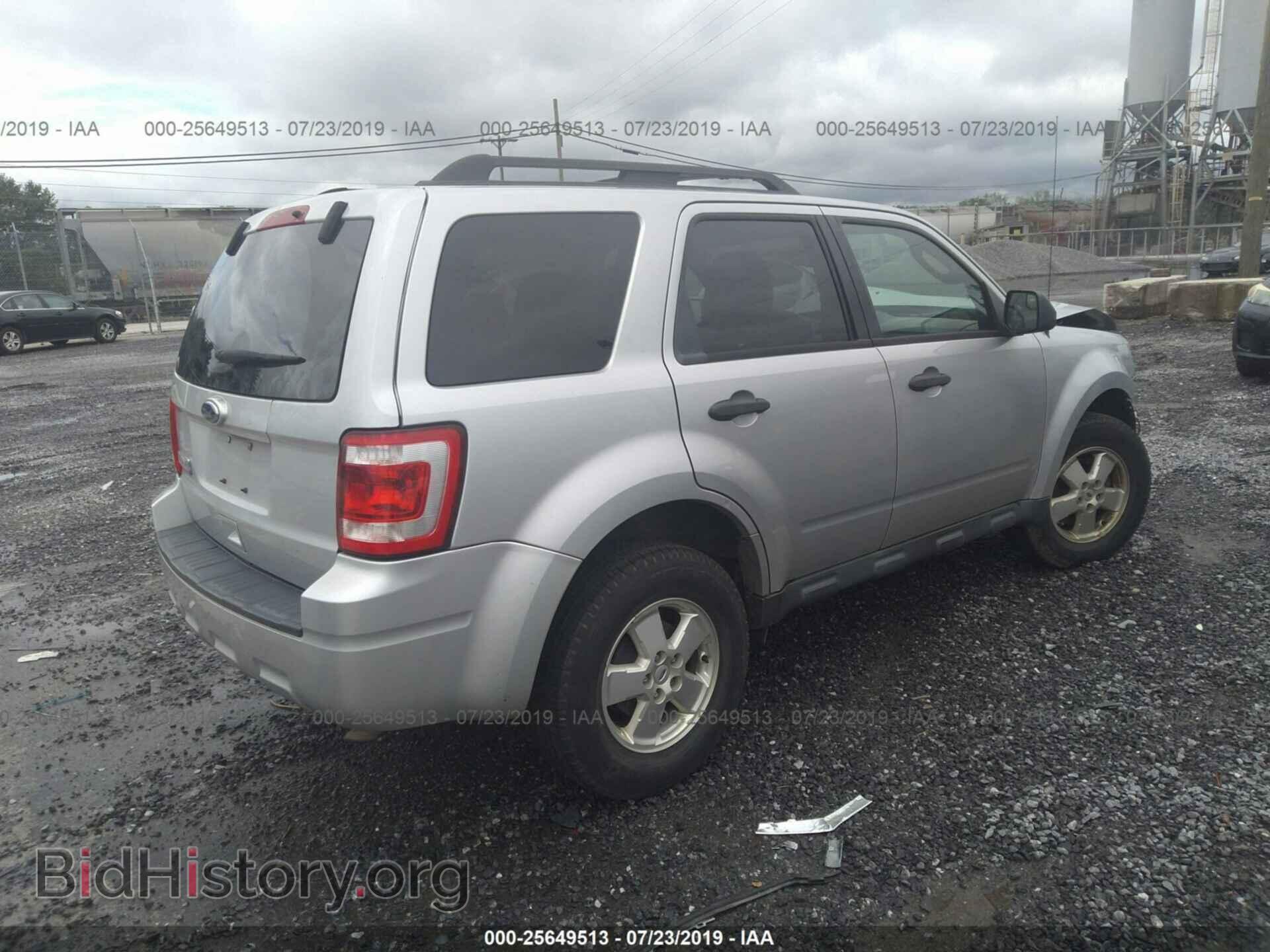 2011 FORD ESCAPE - VIN: 1FMCU9D71BKC17265 - Фото 4