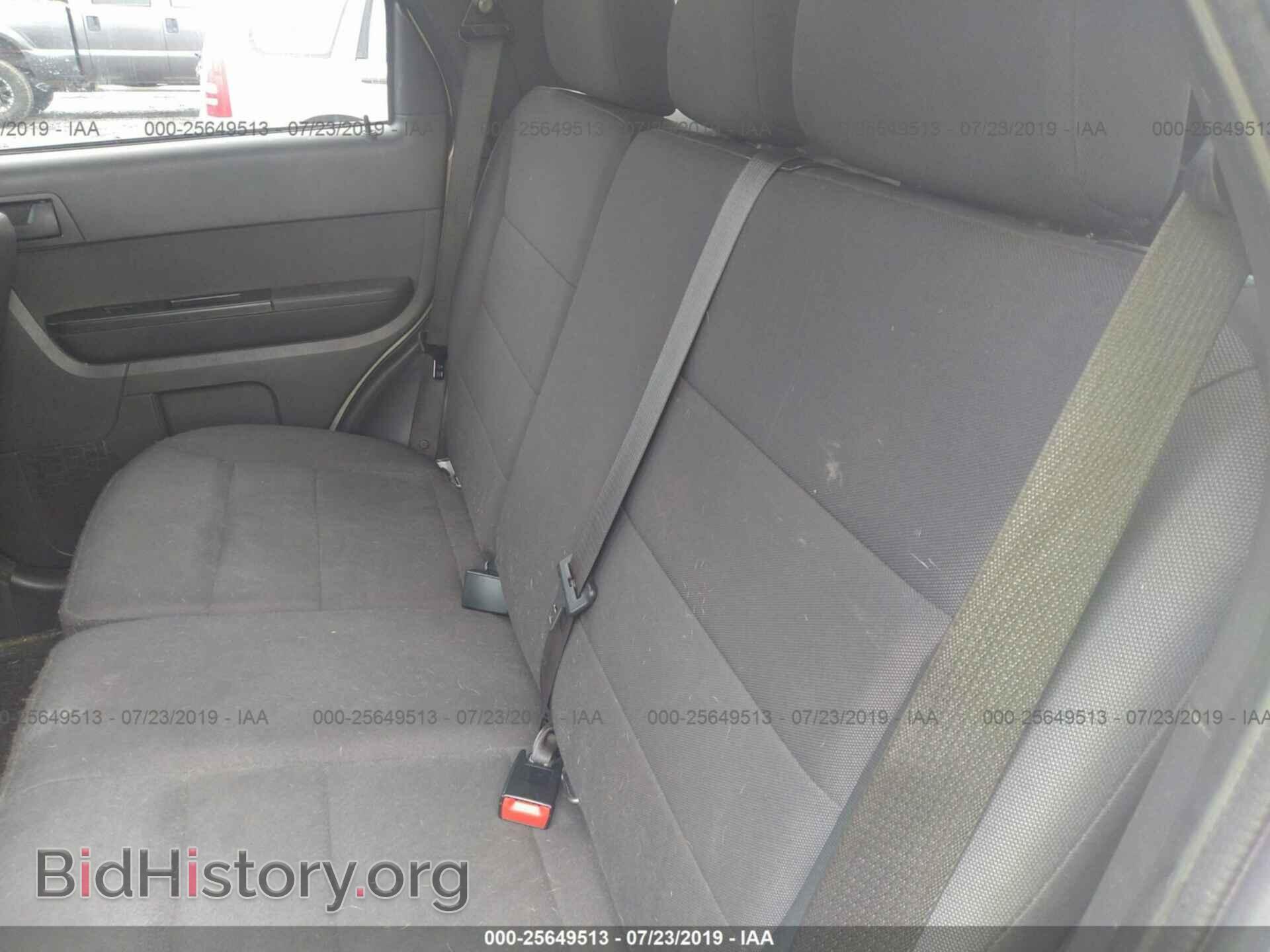 2011 FORD ESCAPE - VIN: 1FMCU9D71BKC17265 - Фото 8