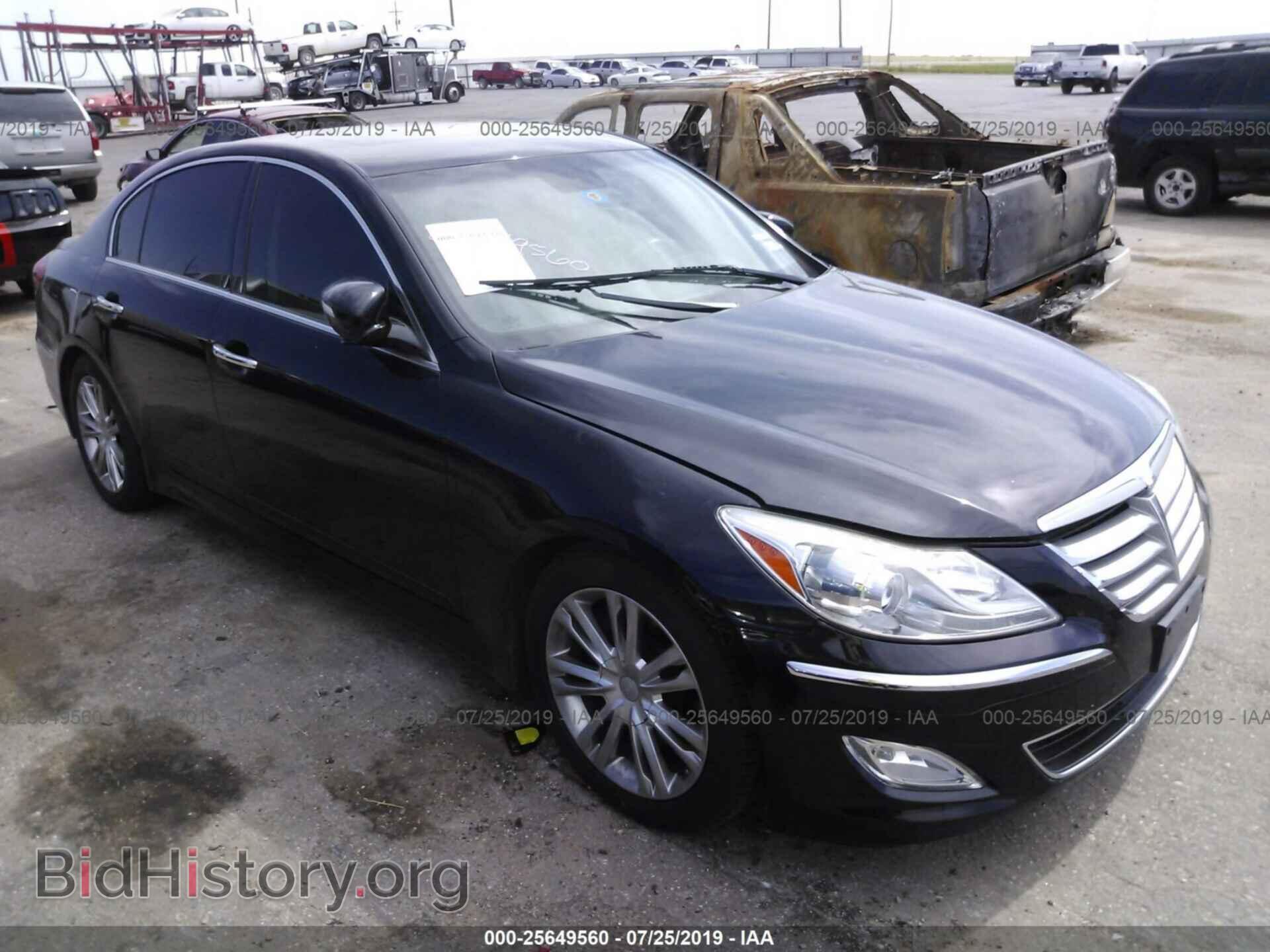 Фотография KMHGC4DD7DU240585 - HYUNDAI GENESIS 2013