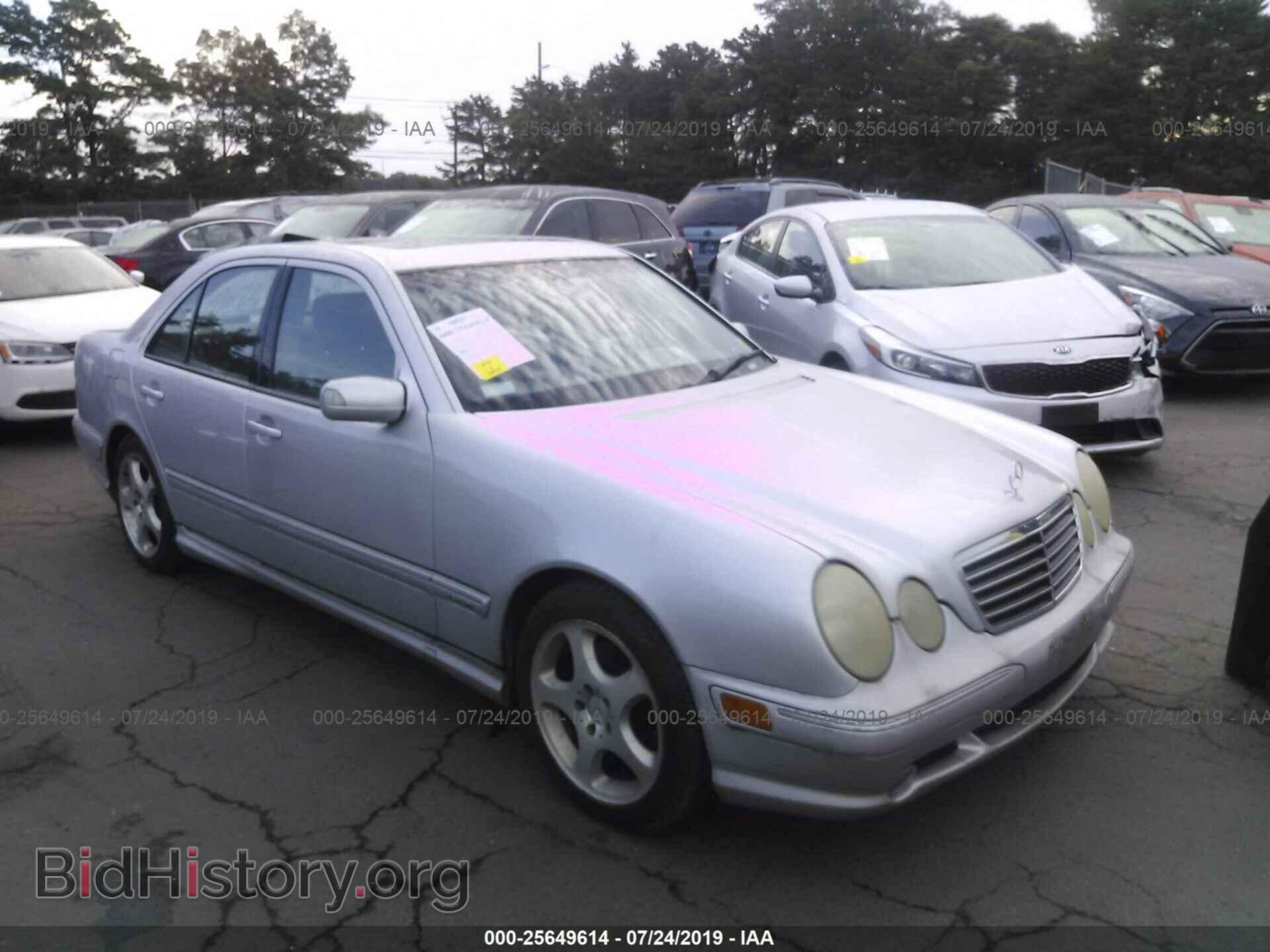 Photo WDBJF70J92B419961 - MERCEDES-BENZ E 2002