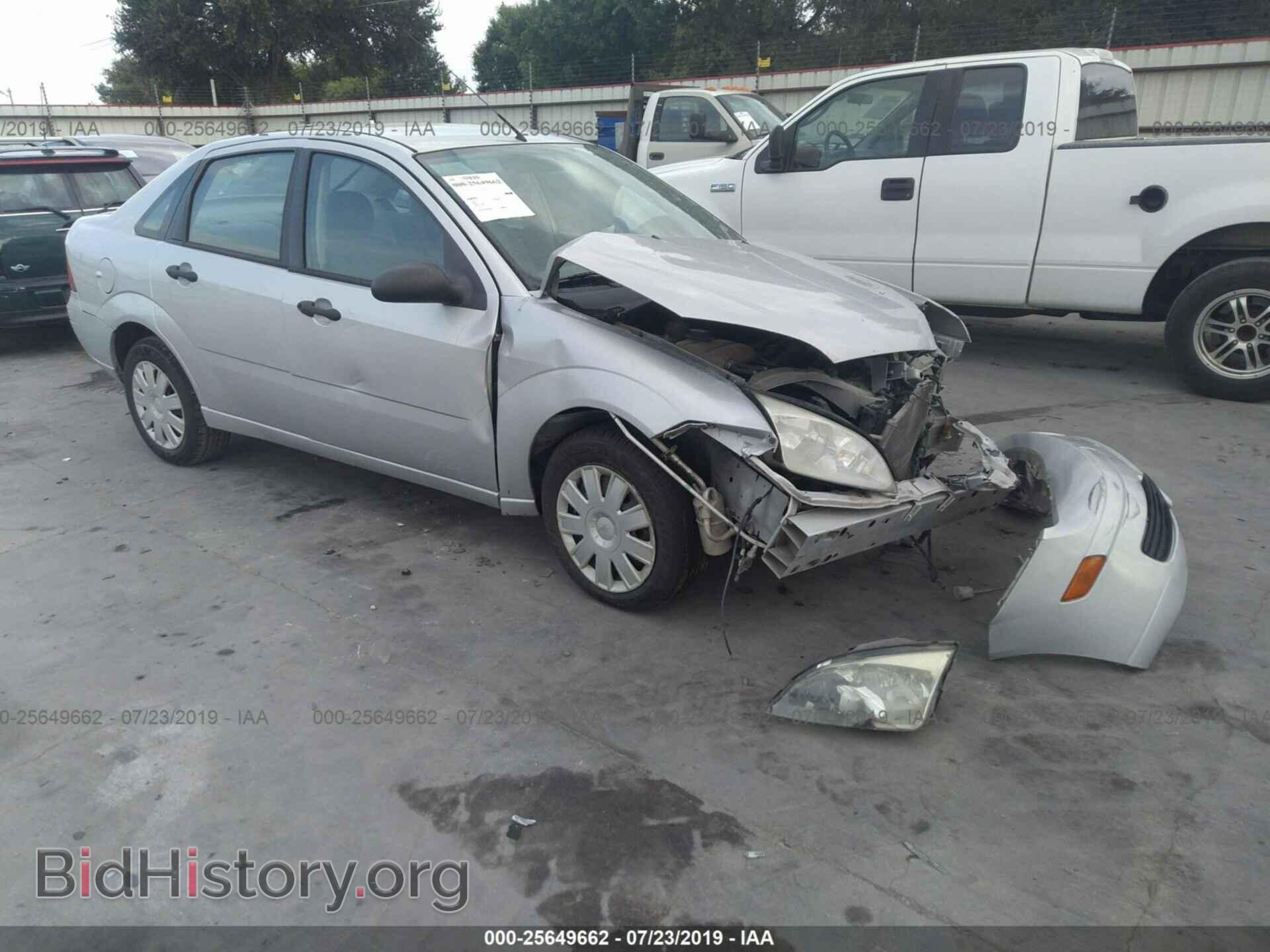 Photo 1FAFP34N55W306845 - FORD FOCUS 2005