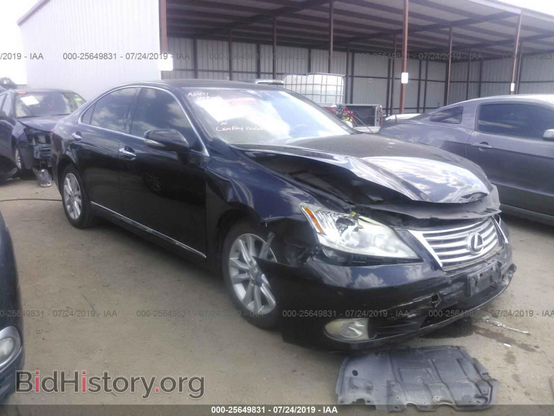 Photo JTHBK1EG0B2448890 - LEXUS ES 2011