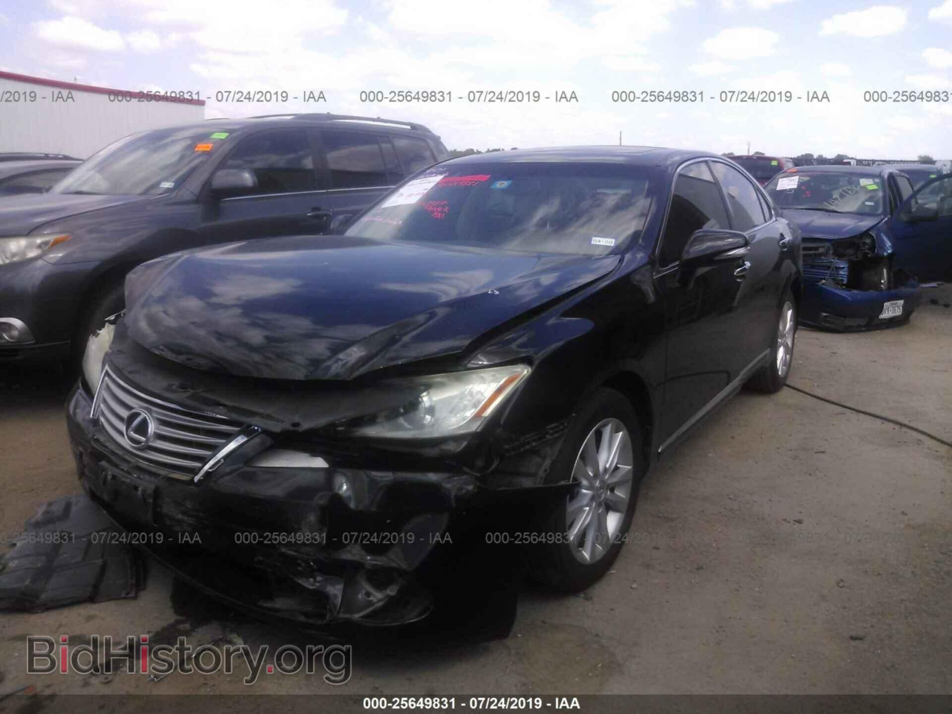 2011 LEXUS ES - VIN: JTHBK1EG0B2448890 - Фото 2