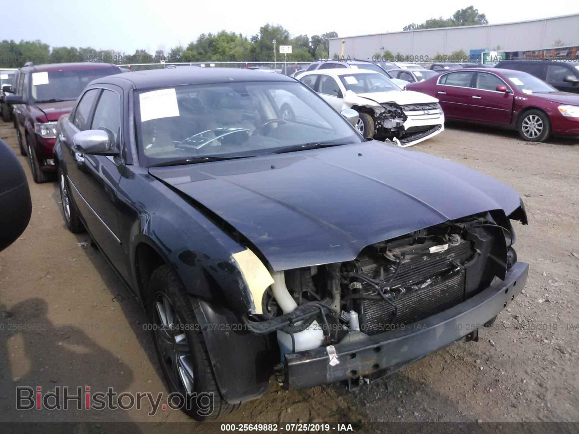 Photo 2C3LK63H07H763559 - CHRYSLER 300C 2007