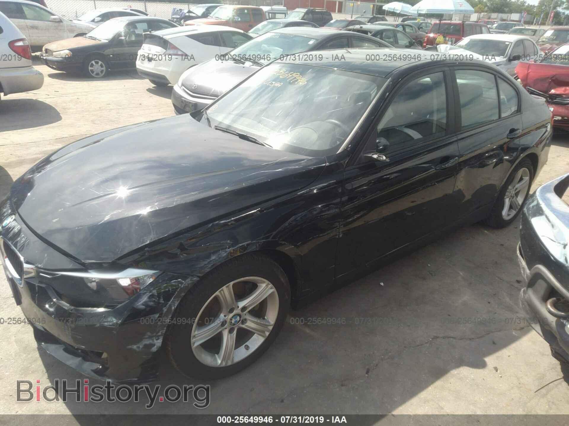 2013 BMW 328 - VIN: WBA3A5C53DF453365 - Фото 2