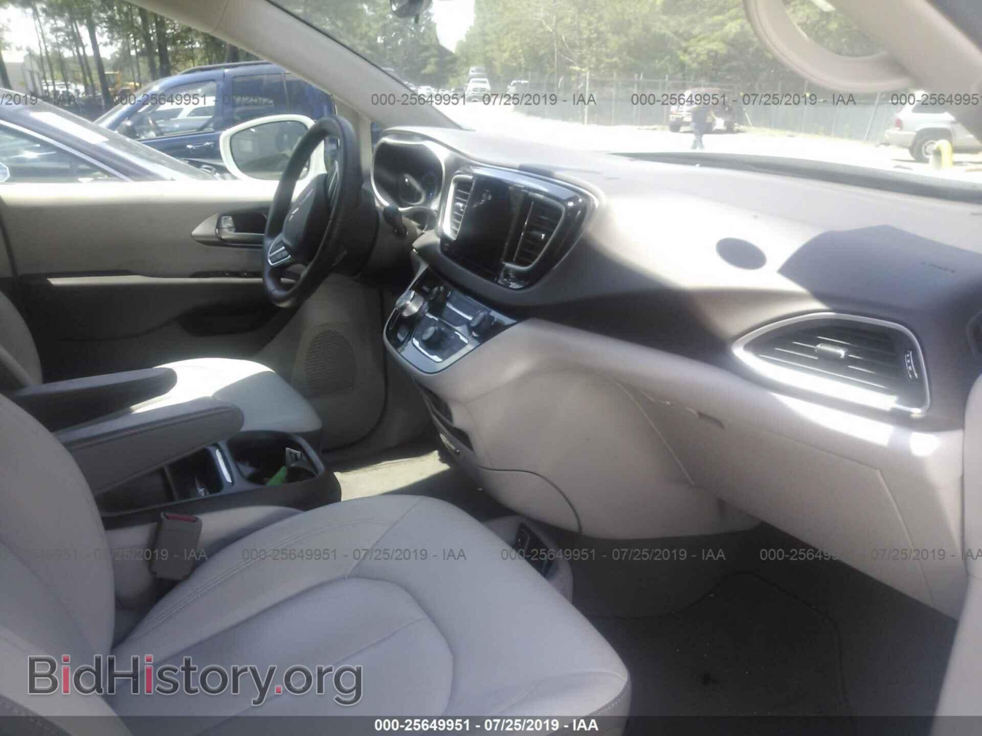 2017 CHRYSLER PACIFICA - VIN: 2C4RC1BG2HR508034 - Фото 5