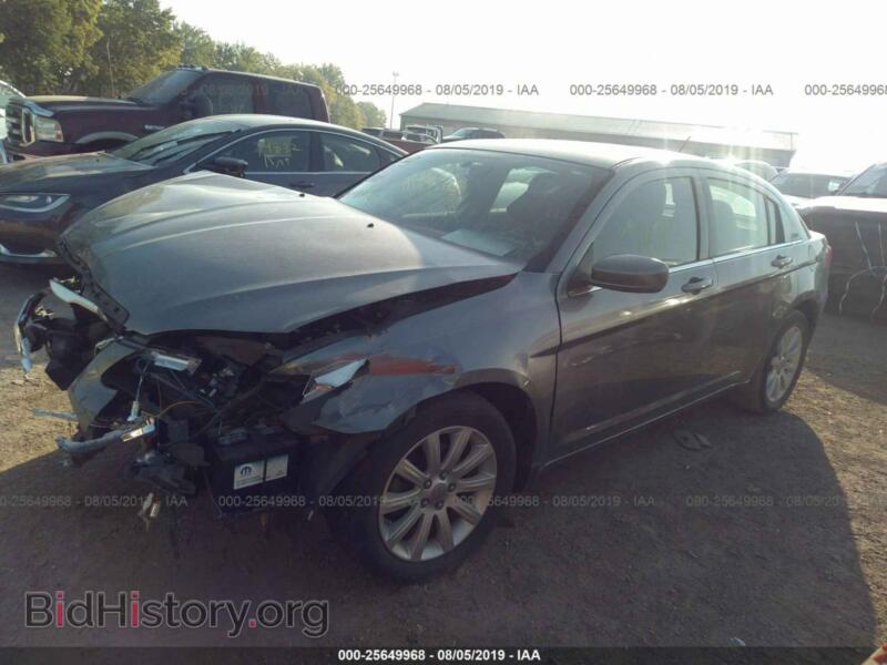 2011 Chrysler 200 (VIN 1C3BC1FB1BN623829) — photo 2 of 10