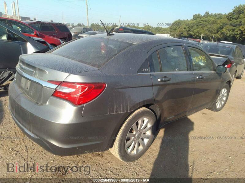 2011 Chrysler 200 (VIN 1C3BC1FB1BN623829) — photo 4 of 10