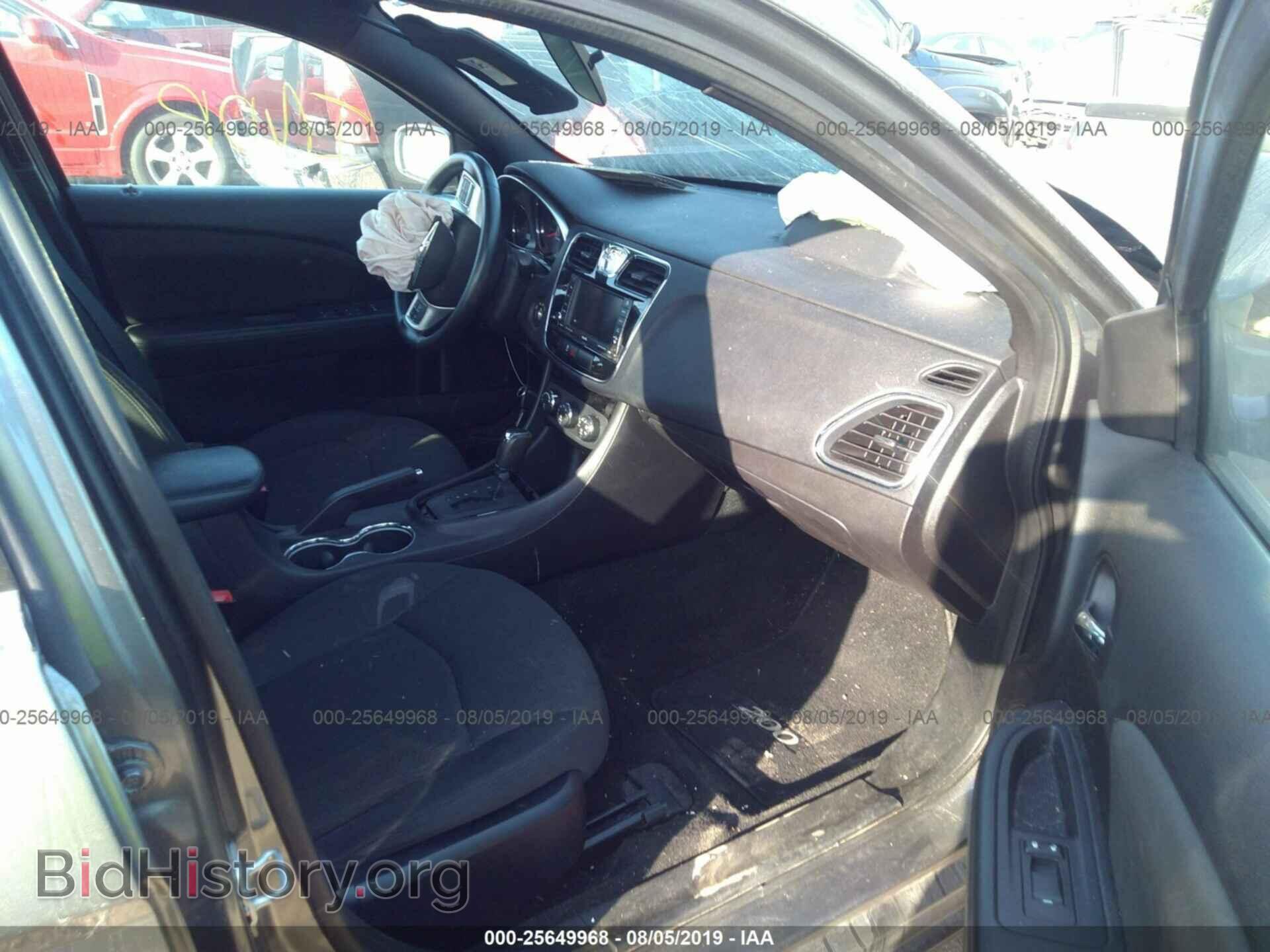 2011 CHRYSLER 200 - VIN: 1C3BC1FB1BN623829 - Фото 5
