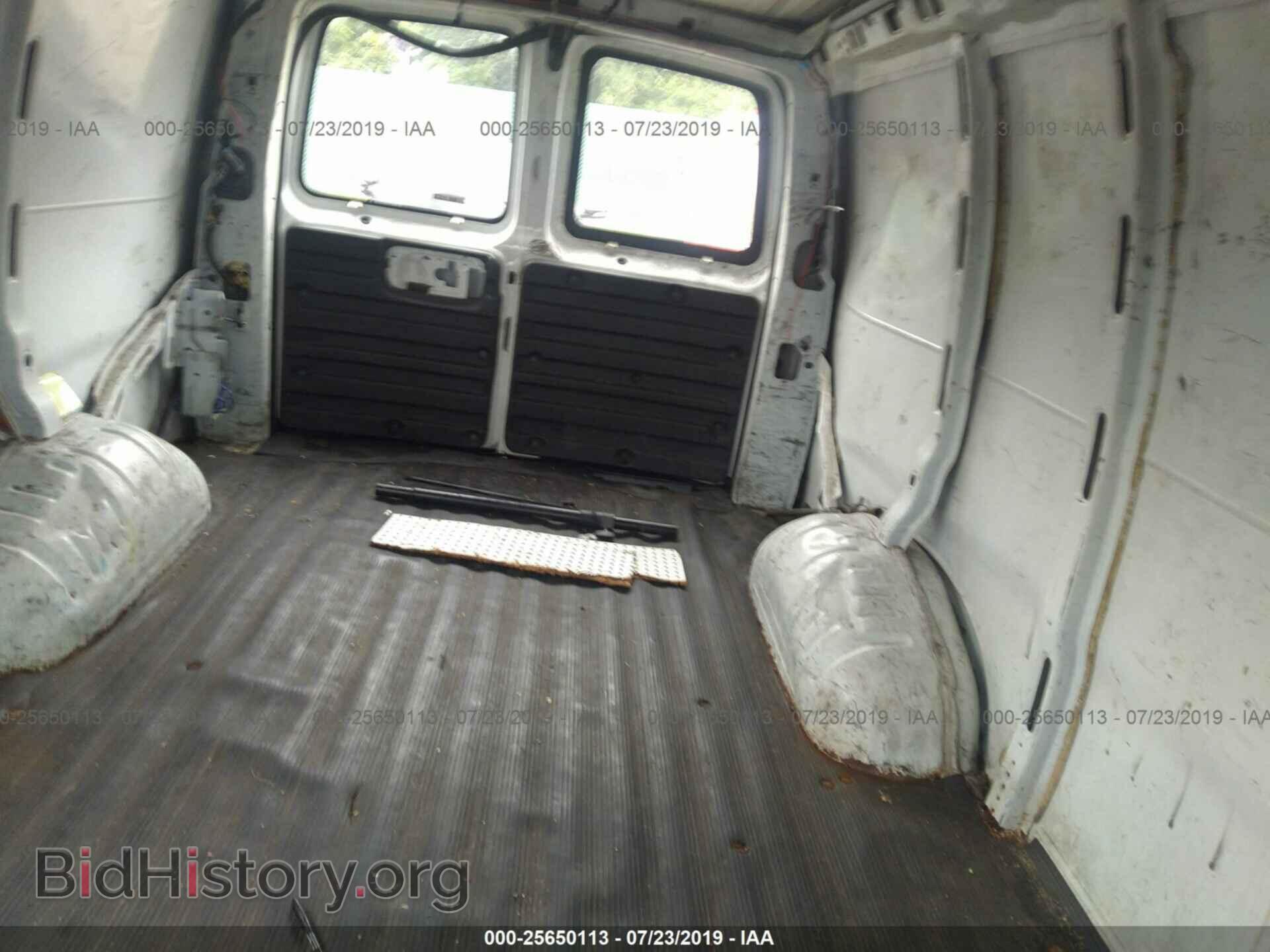 2002 GMC SAVANA - VIN: 1GTHG35R521100518 - Фото 8