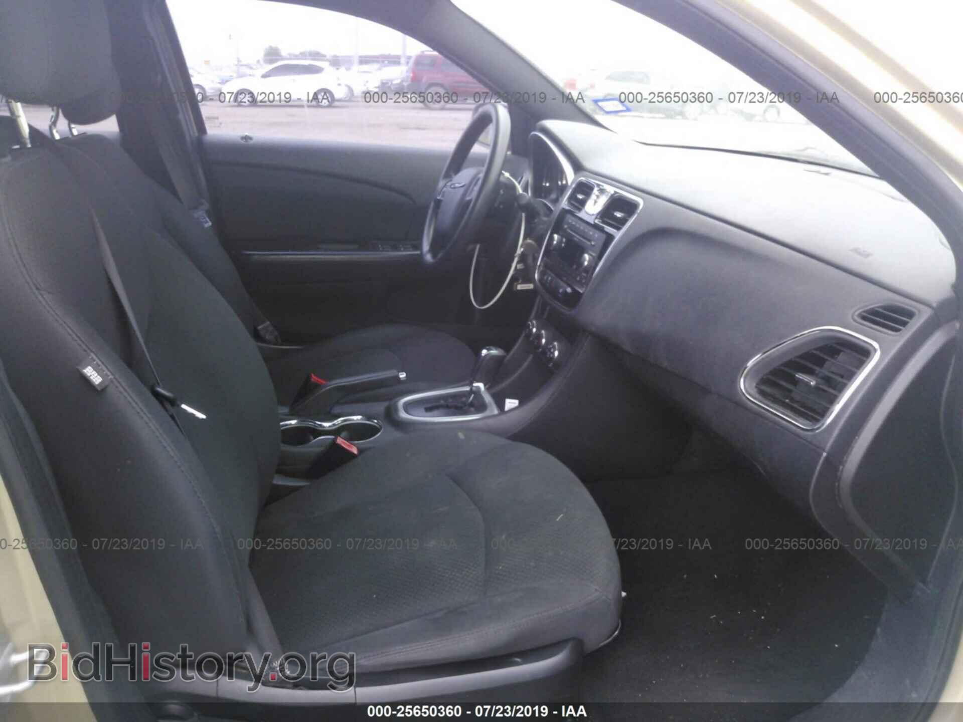 2011 CHRYSLER 200 - VIN: 1C3BC4FB1BN515521 - Фото 5