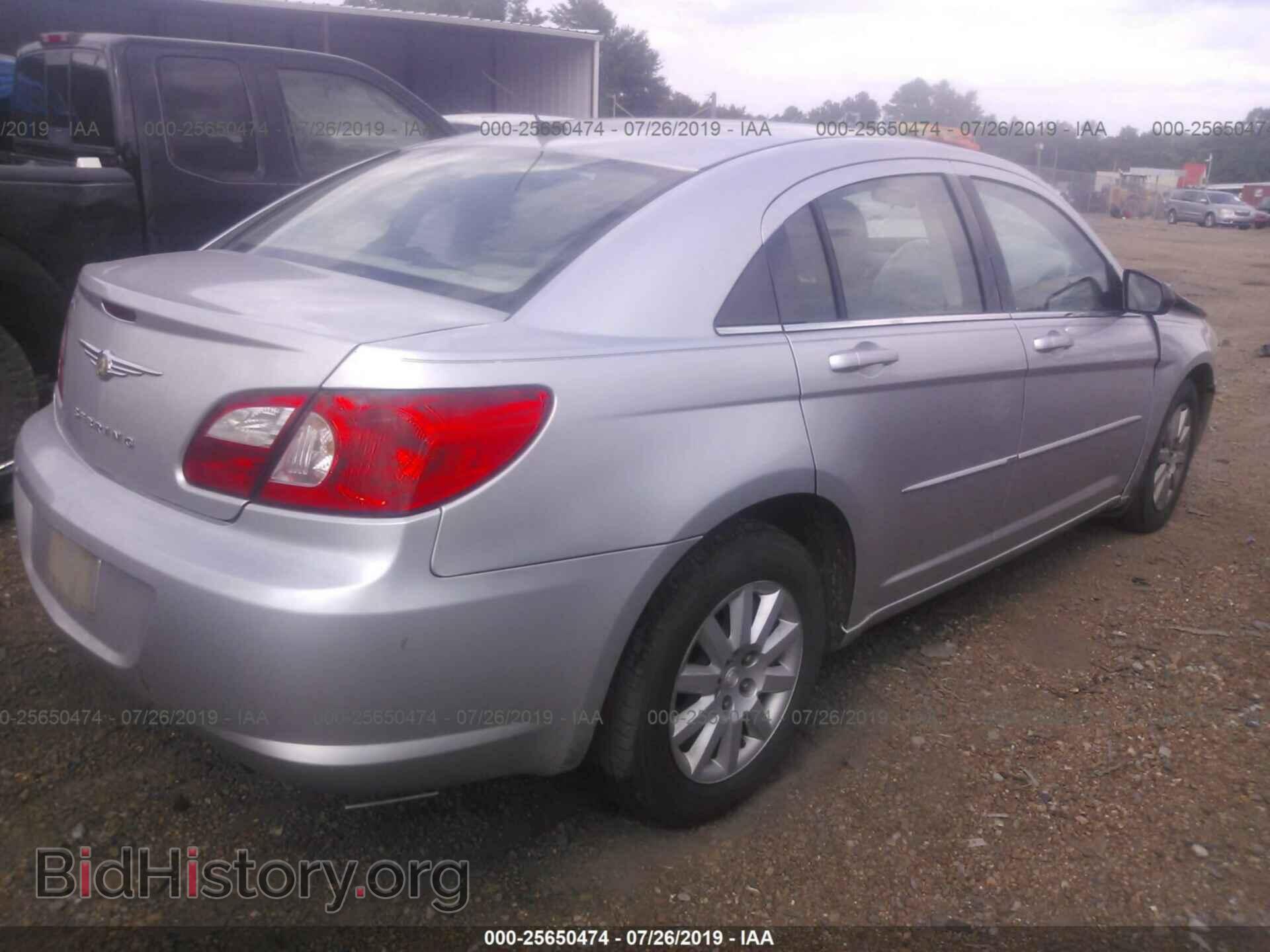 2008 CHRYSLER SEBRING - VIN: 1C3LC46K18N156376 - Фото 4
