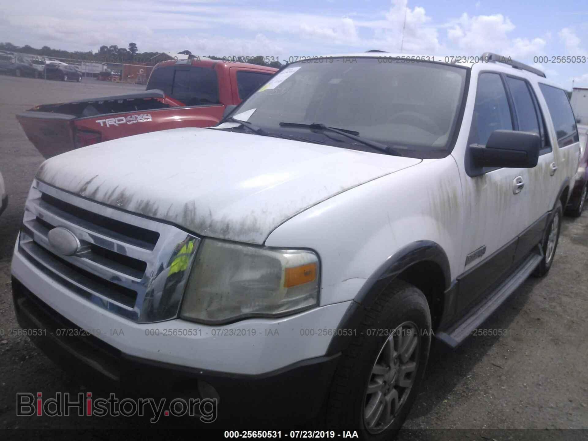 2007 FORD EXPEDITION - VIN: 1FMFK15557LA86652 - Фото 2