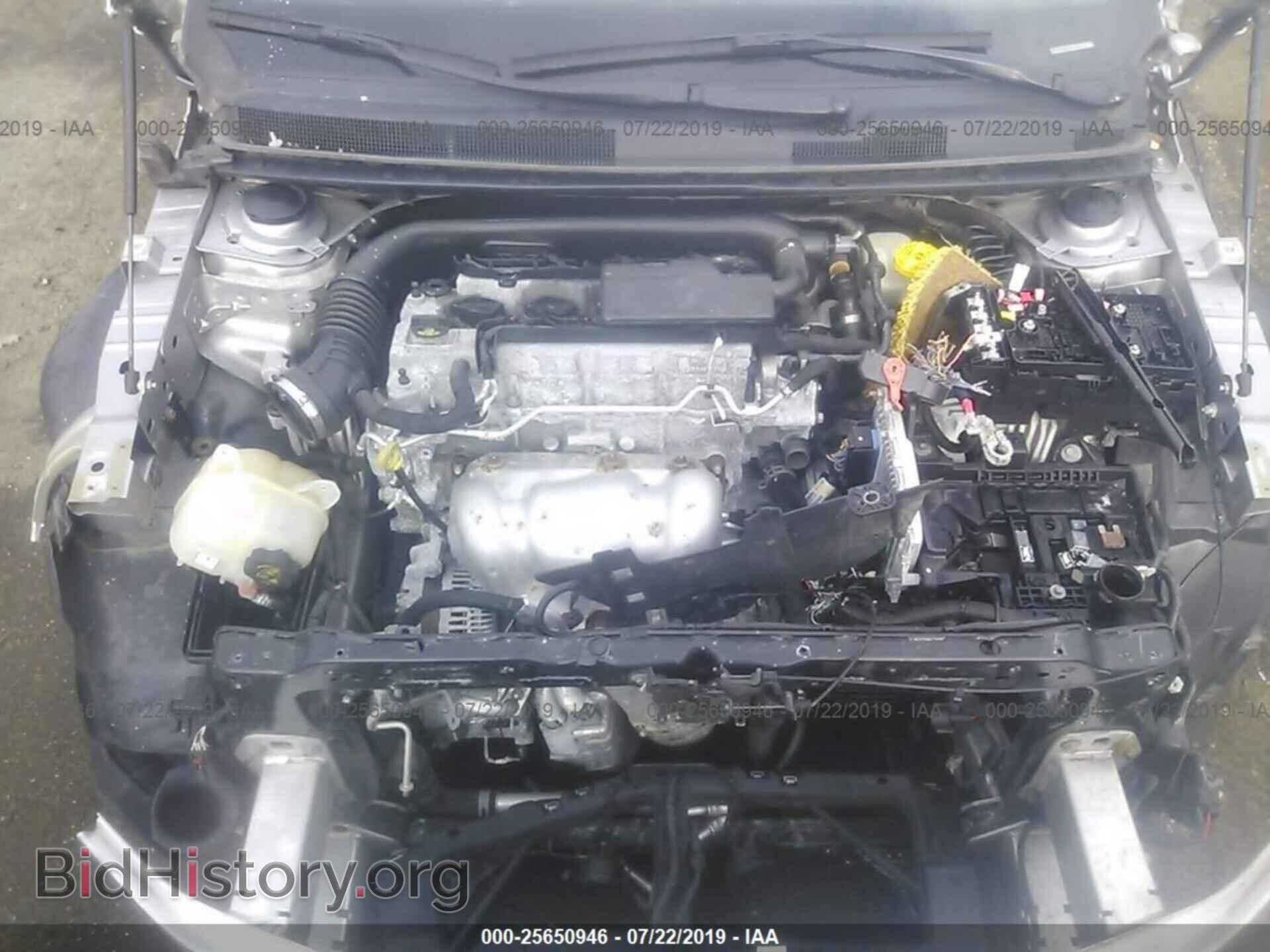 2015 CHRYSLER 200 - VIN: 1C3CCCBBXFN760120 - Photo 10