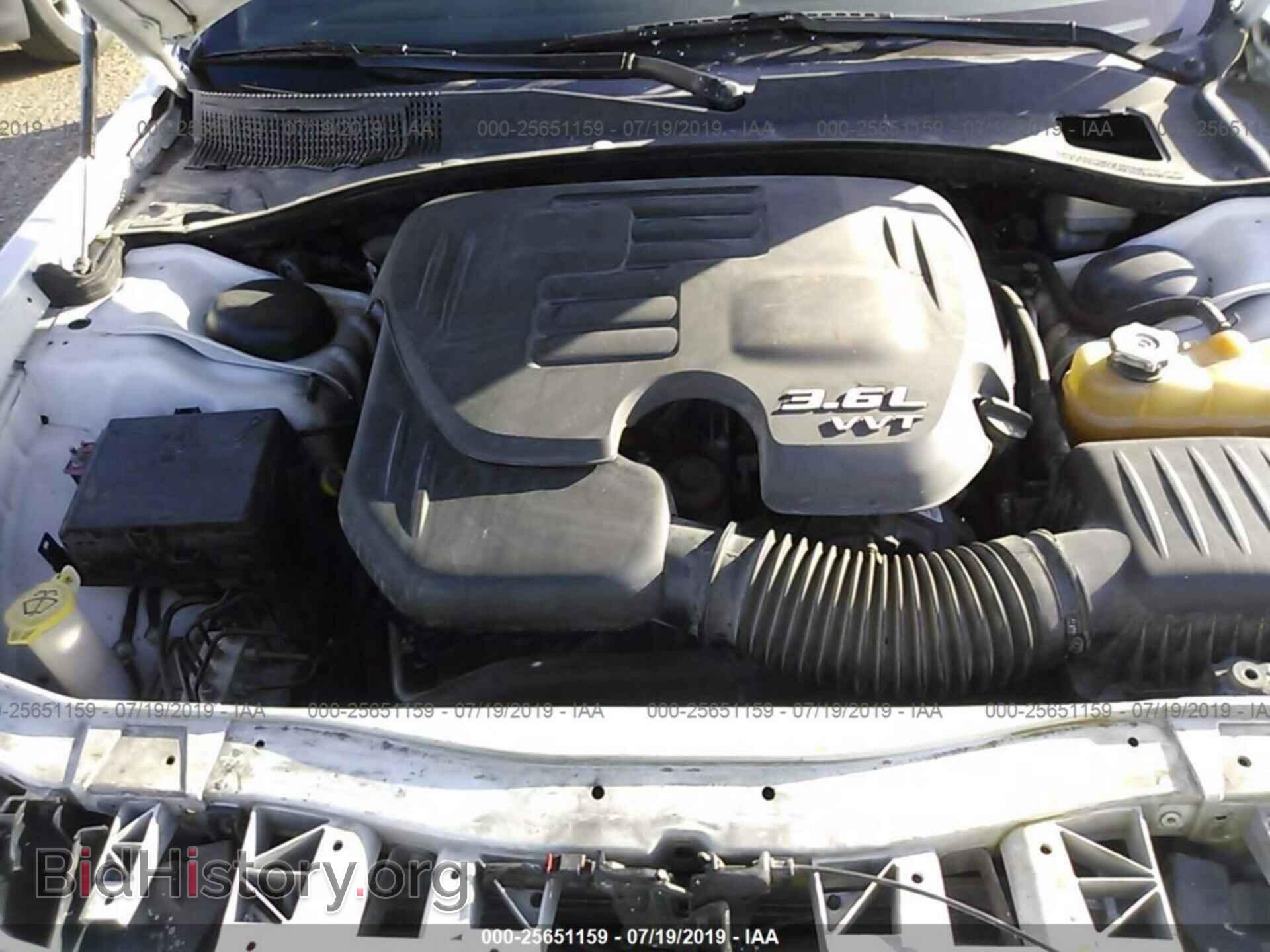 2012 CHRYSLER 300 - VIN: 2C3CCACG5CH249711 - Photo 10