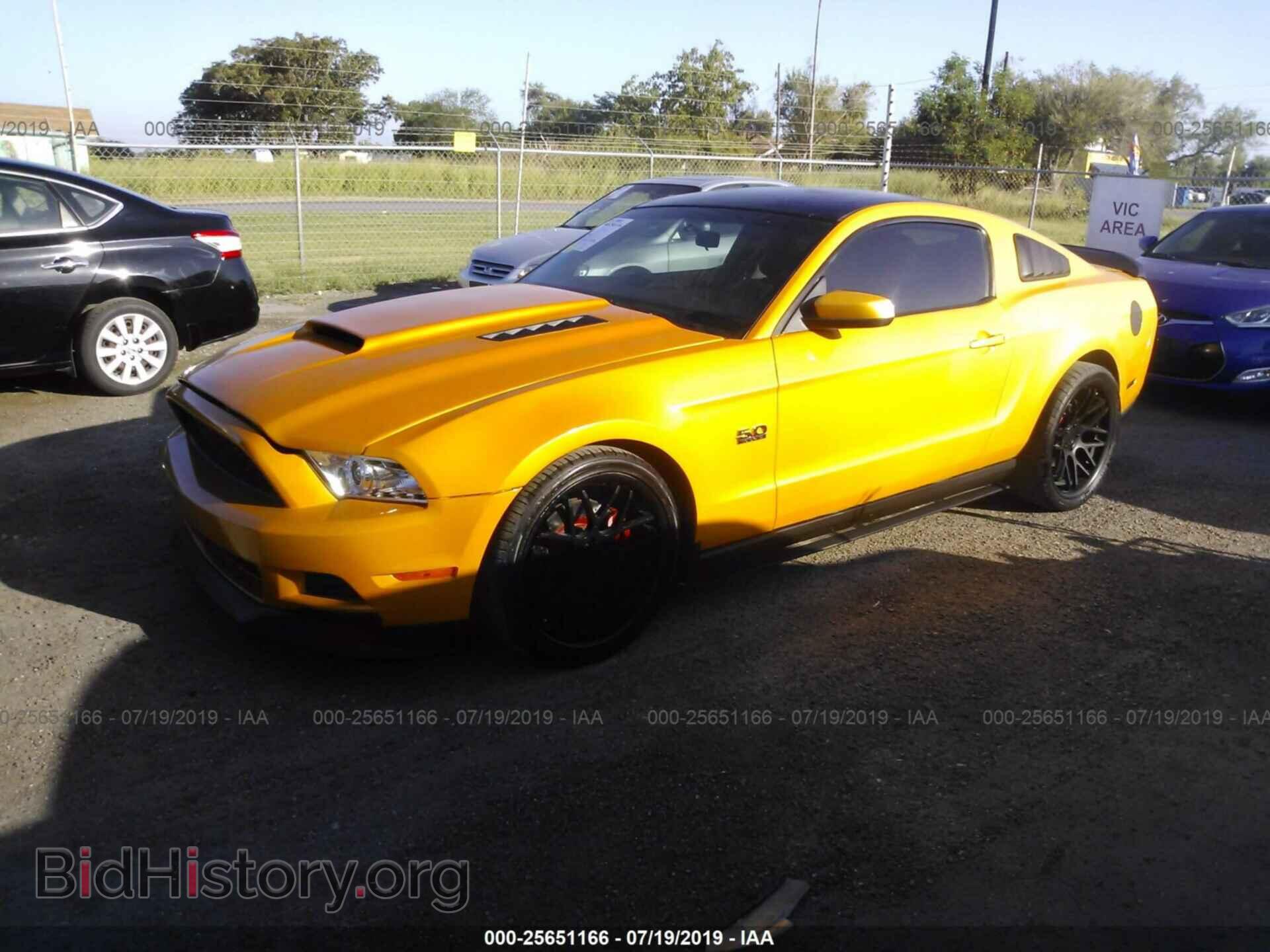 2011 FORD MUSTANG - VIN: 1ZVBP8CF1B5154836 - Фото 2