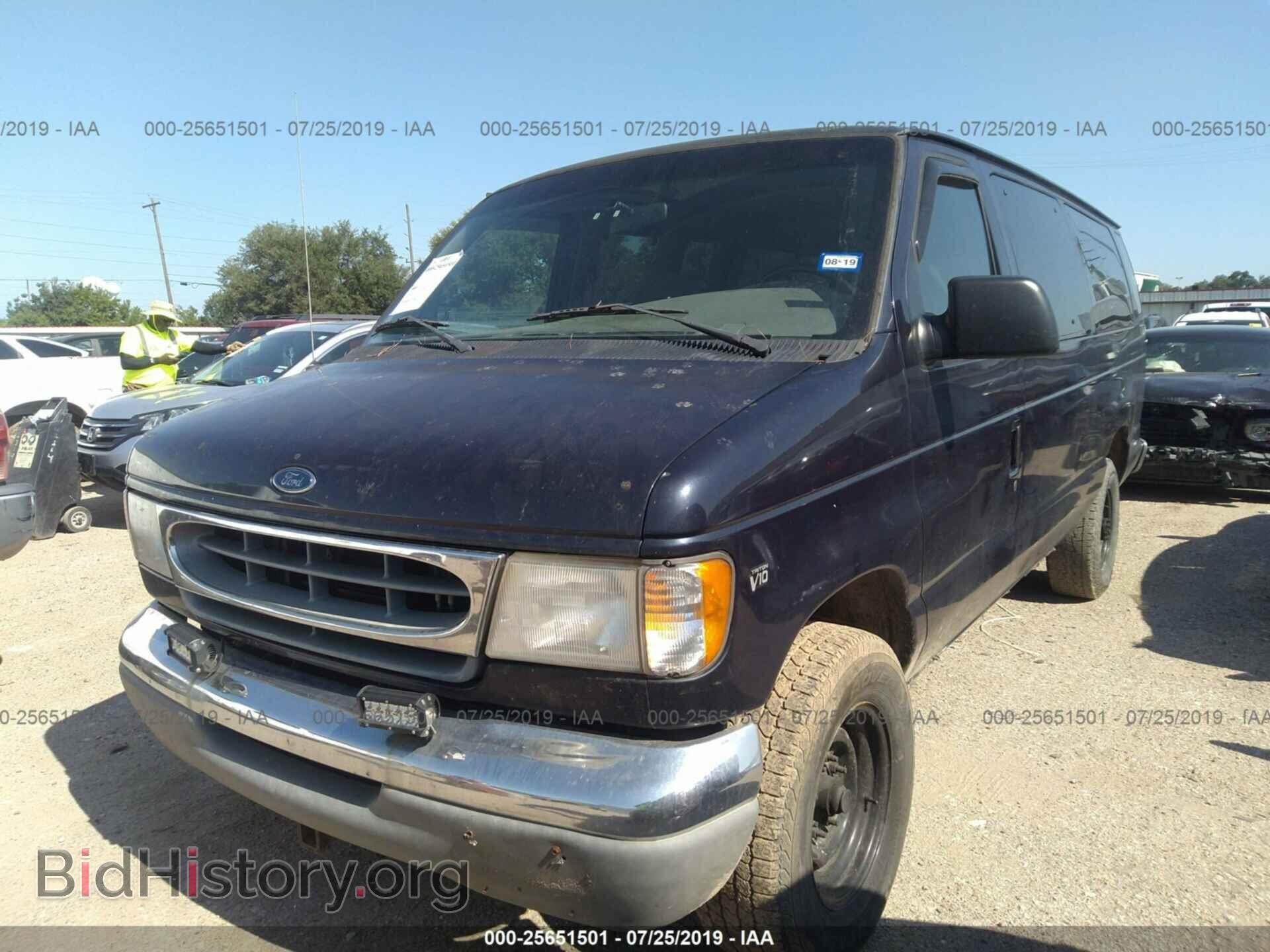 1999 FORD ECONOLINE - VIN: 1FBSS31S7XHC08526 - Фото 2