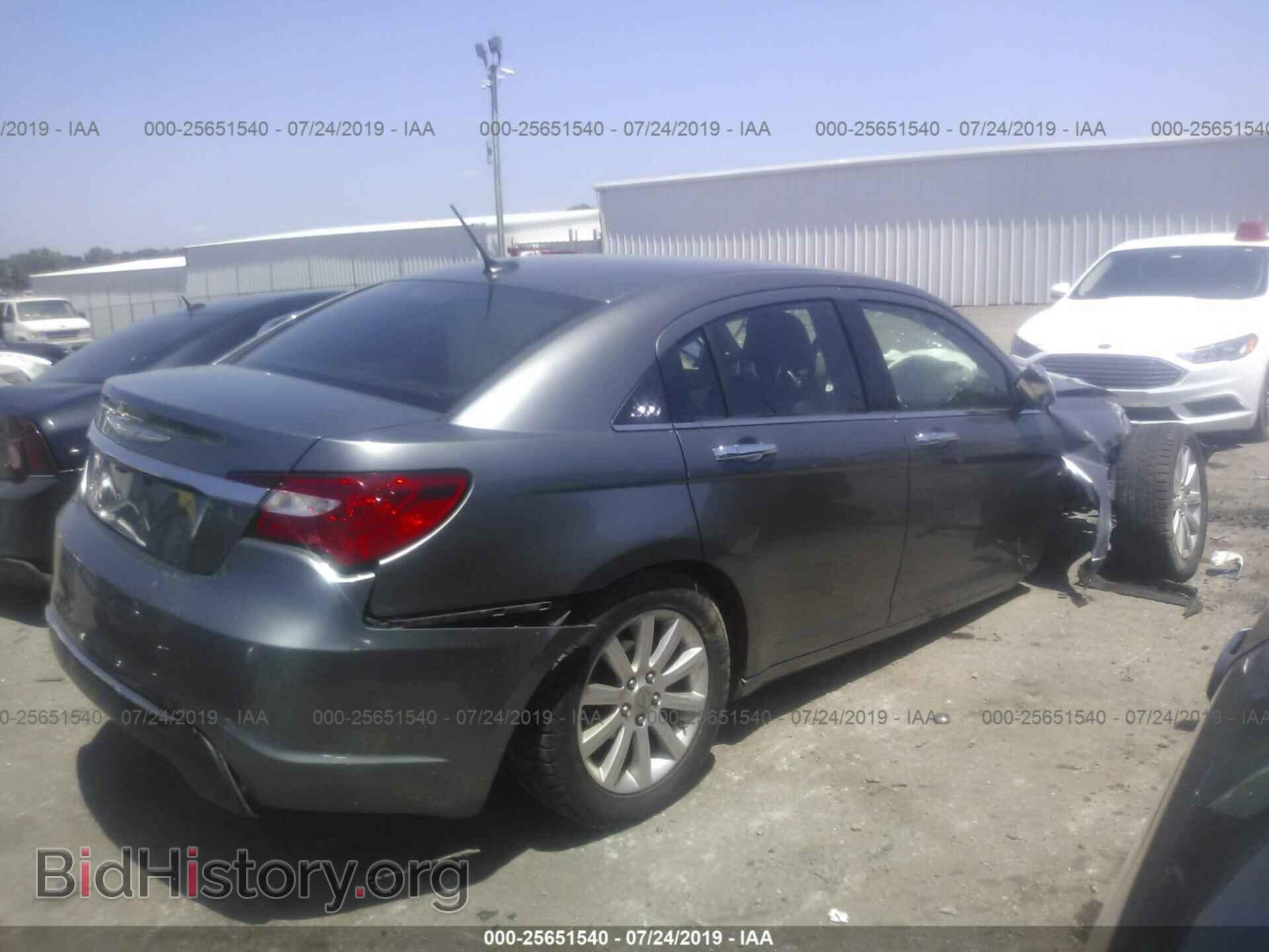 2013 CHRYSLER 200 - VIN: 1C3CCBCG5DN524198 - Фото 4