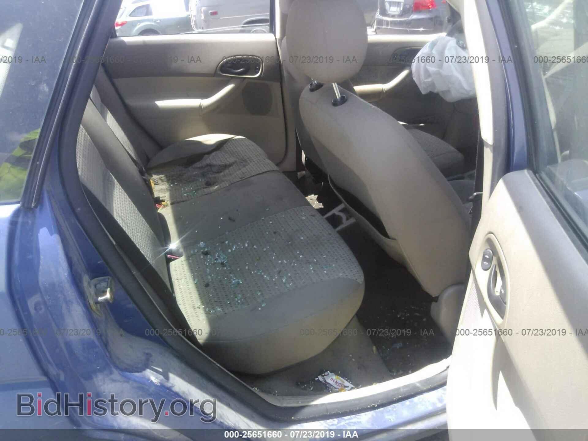 2005 FORD FOCUS - VIN: 1FAFP34N15W246417 - Фото 8