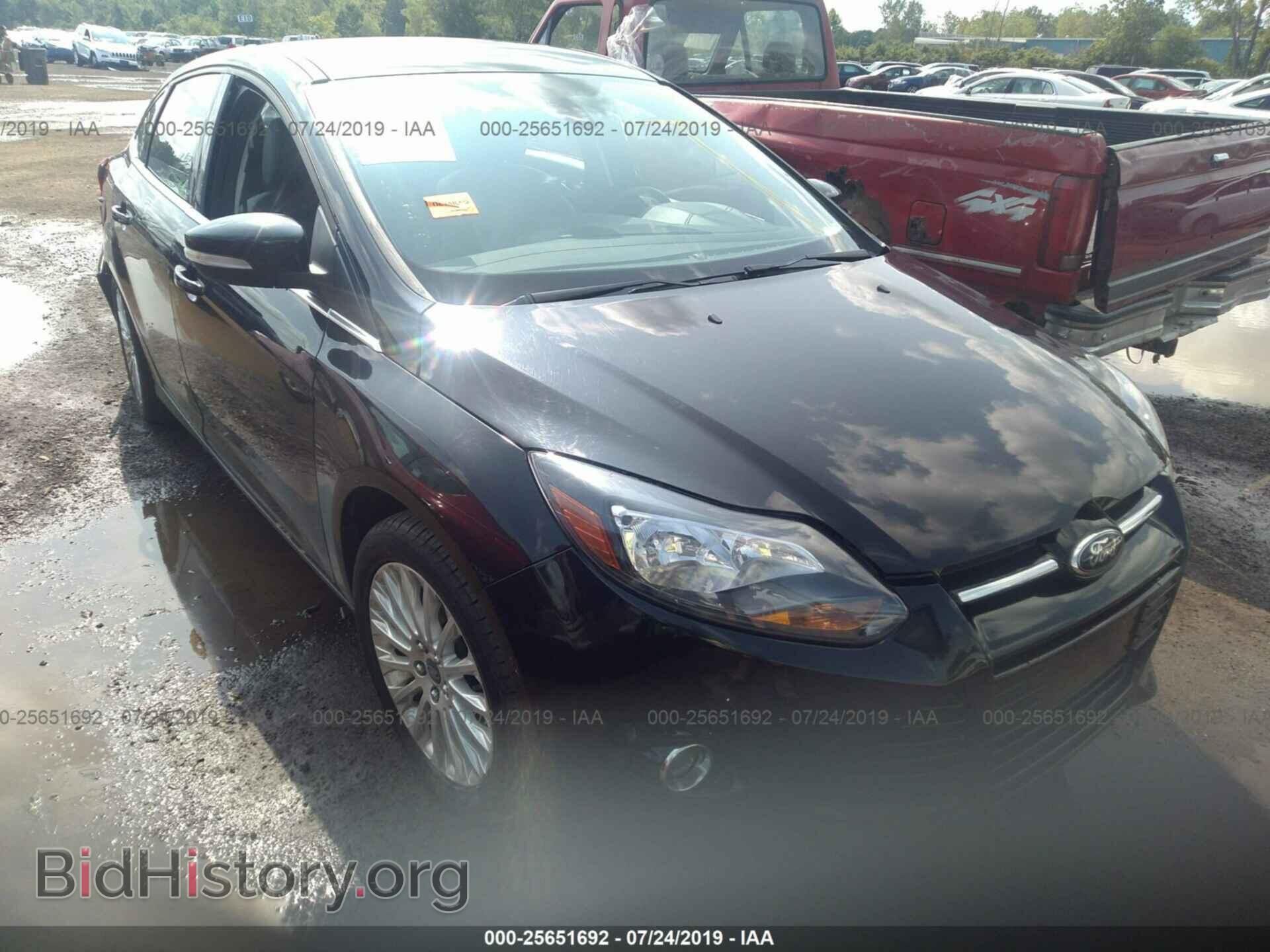 Photo 1FAHP3J21CL480087 - FORD FOCUS 2012