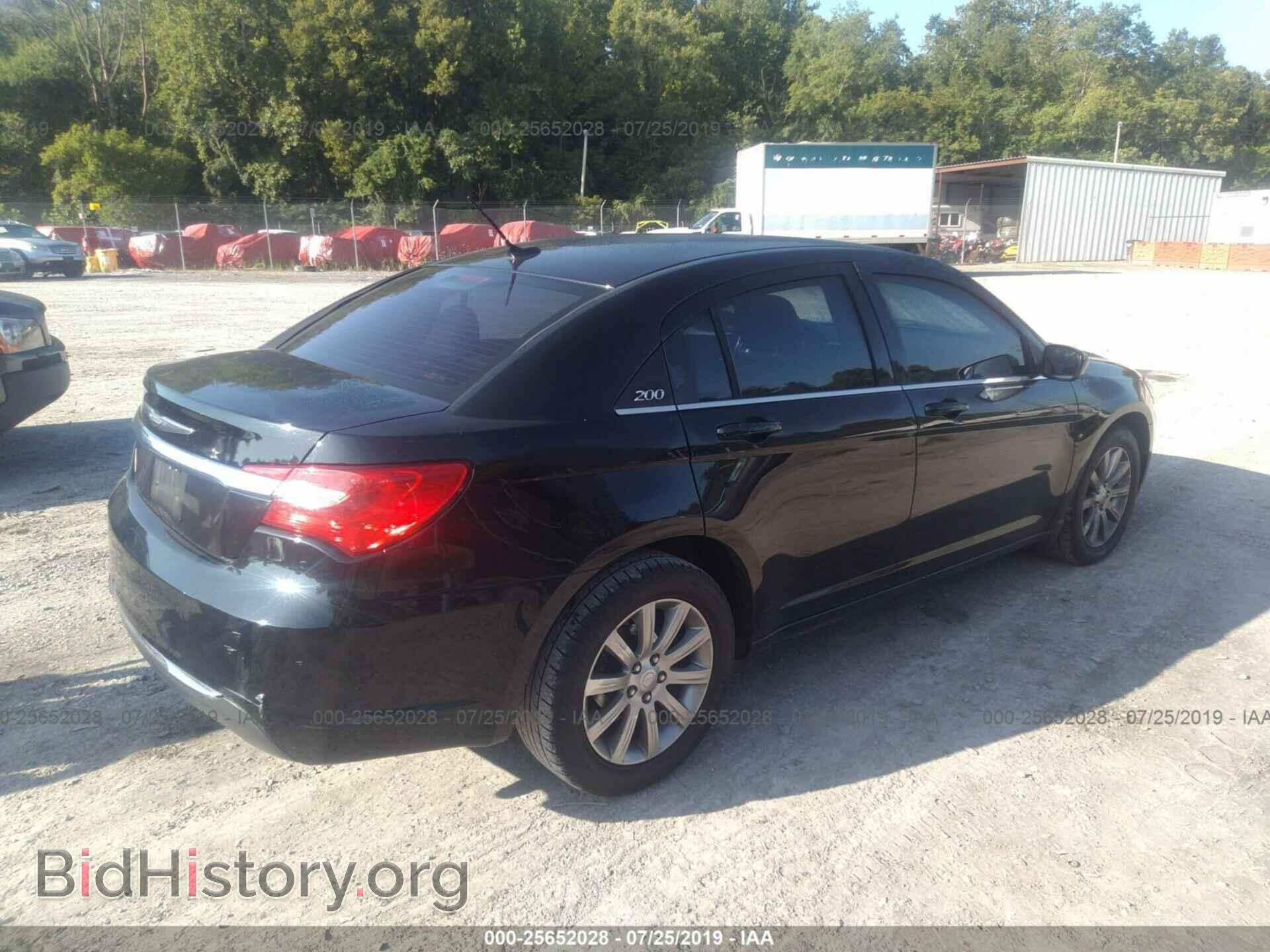2012 CHRYSLER 200 - VIN: 1C3CCBBB2CN288002 - Фото 2