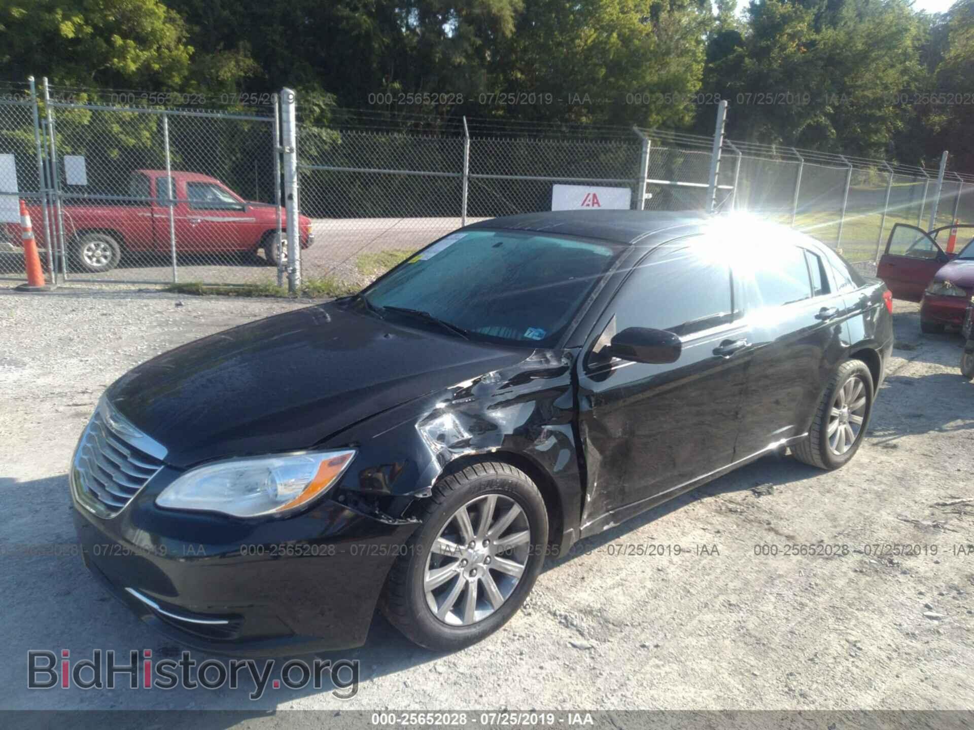 2012 CHRYSLER 200 - VIN: 1C3CCBBB2CN288002 - Фото 6