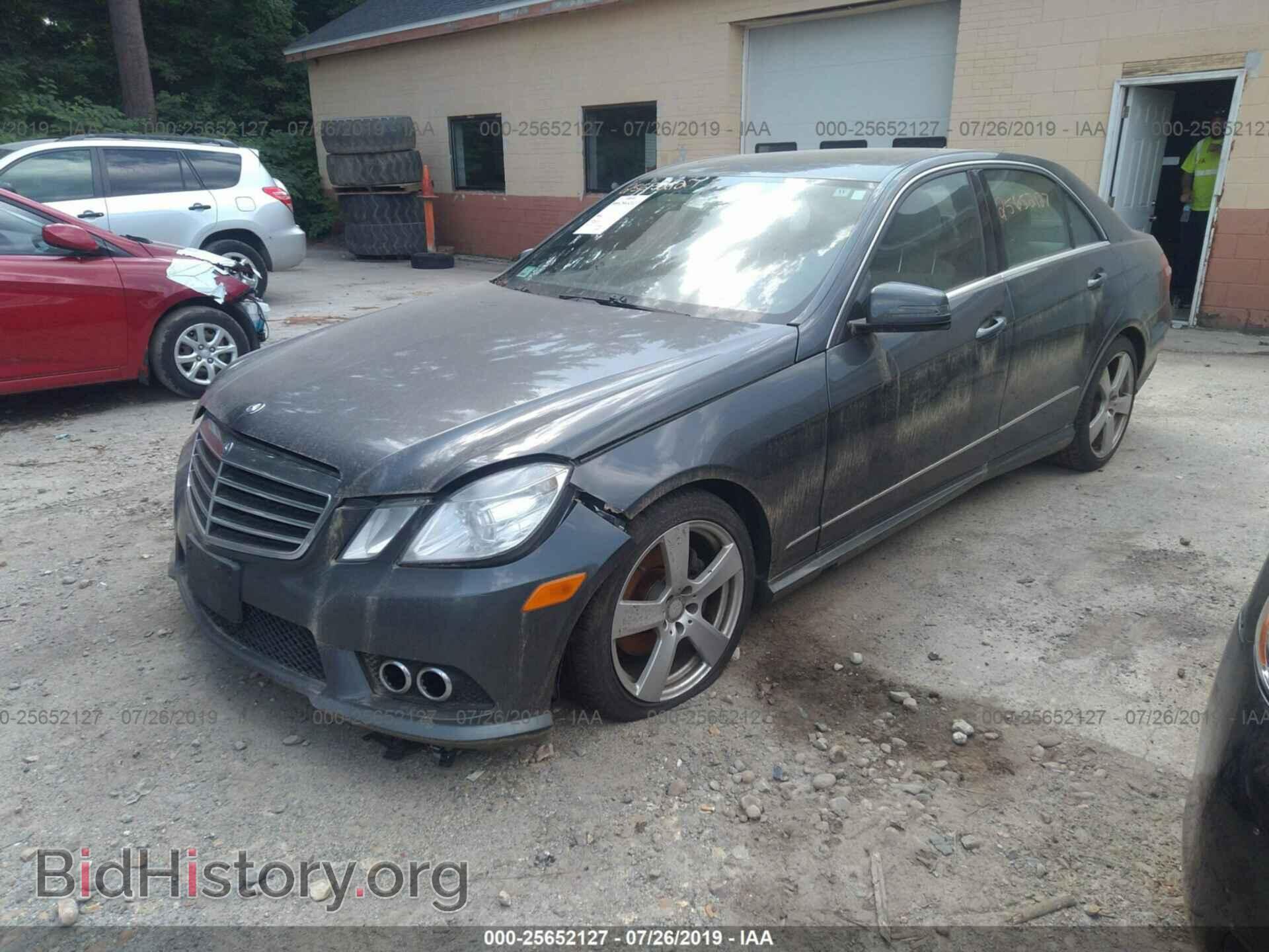 2010 MERCEDES-BENZ E - VIN: WDDHF8HB2AA167841 - Photo 2