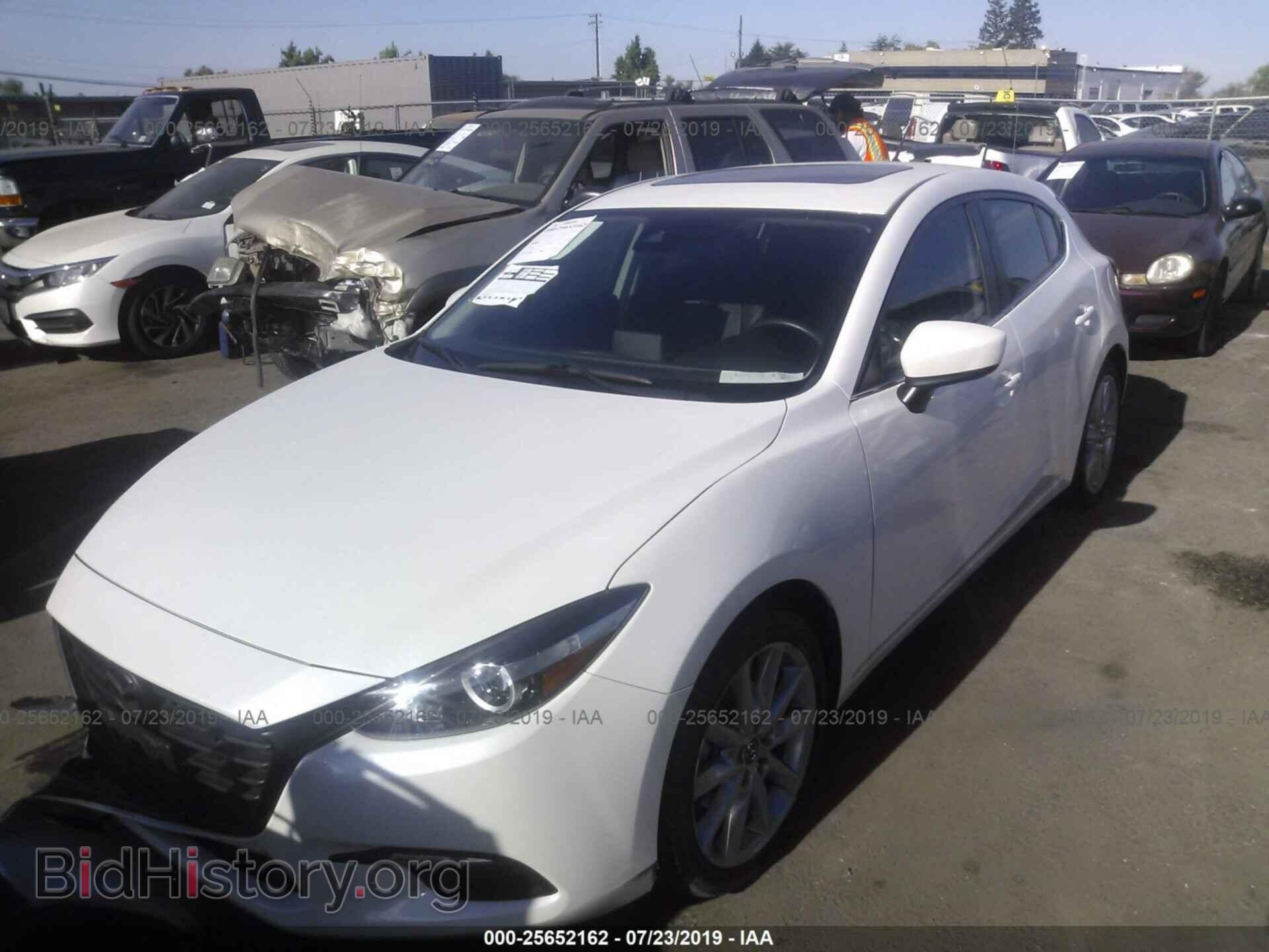 2017 MAZDA 3 - VIN: 3MZBN1L34HM130827 - Фото 2