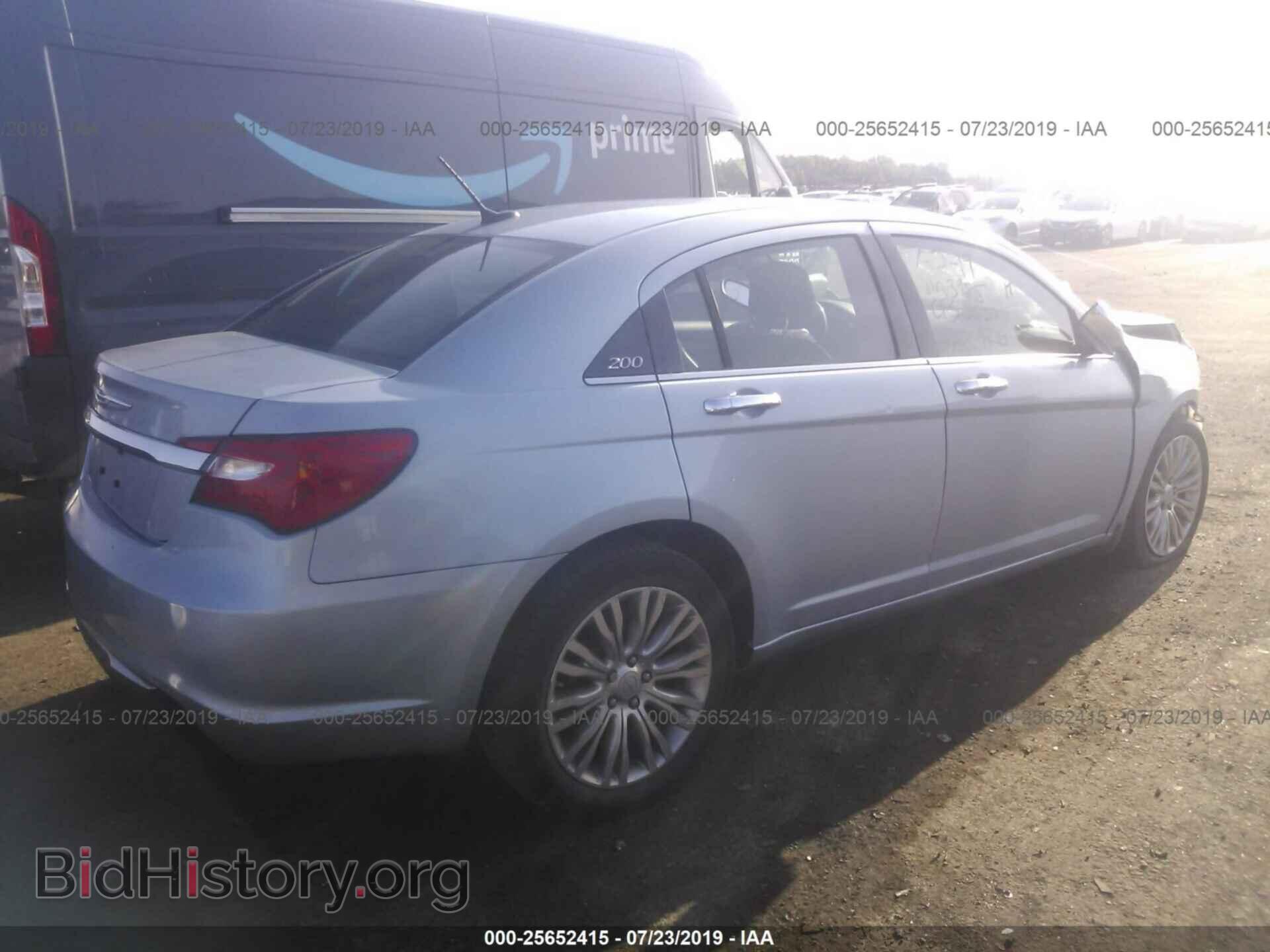 2012 CHRYSLER 200 - VIN: 1C3CCBCB0CN263985 - Фото 4