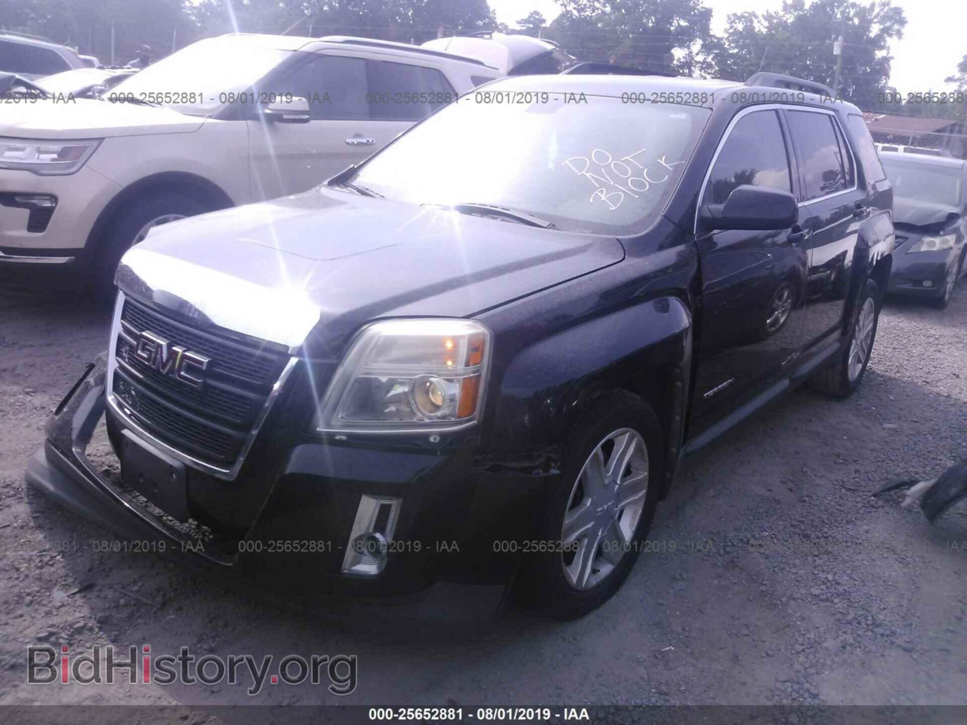 2010 GMC TERRAIN - VIN: 2CTALDEW2A6360075 - Photo 2