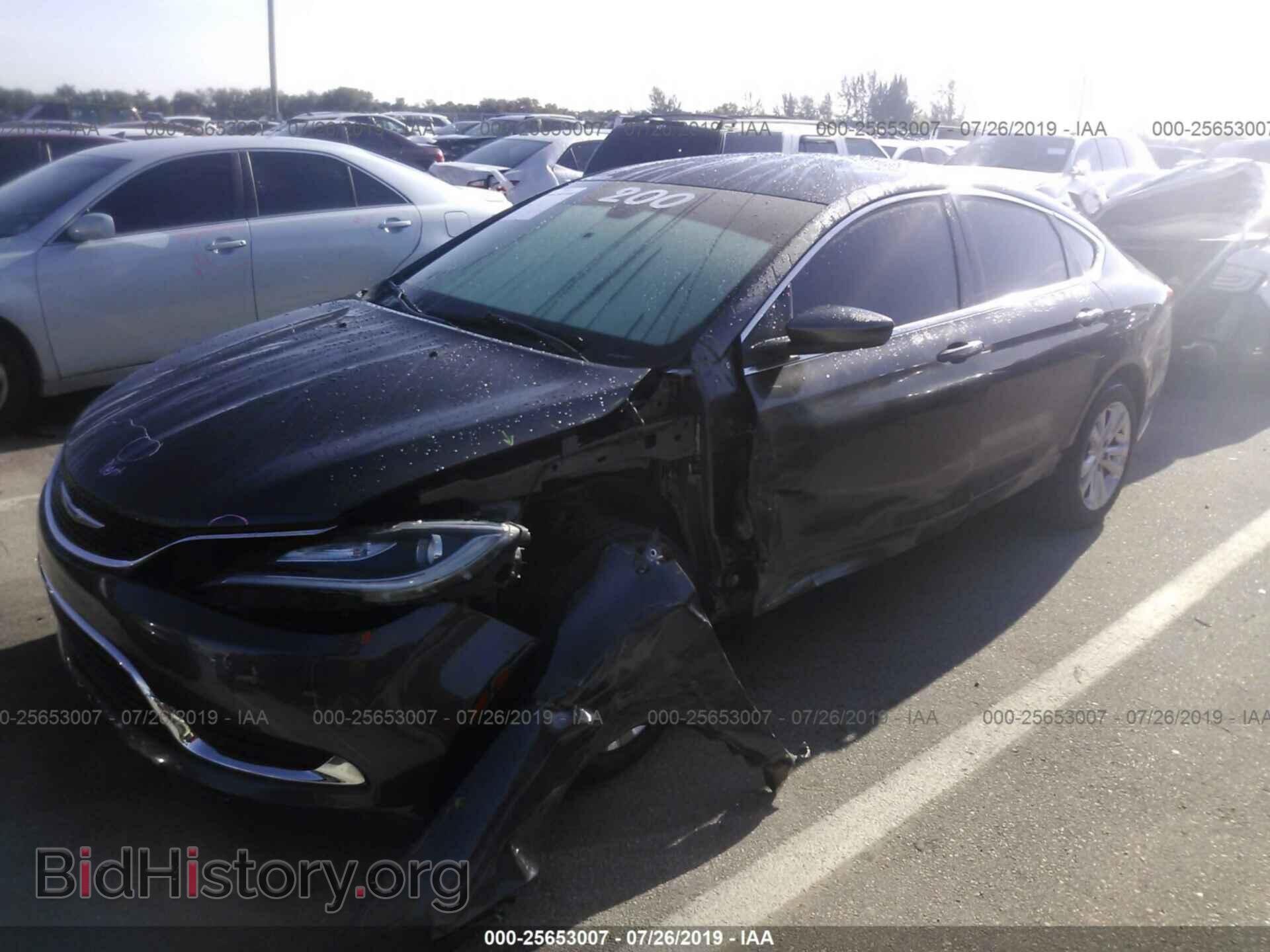 2015 CHRYSLER 200 - VIN: 1C3CCCAB9FN744900 - Фото 2