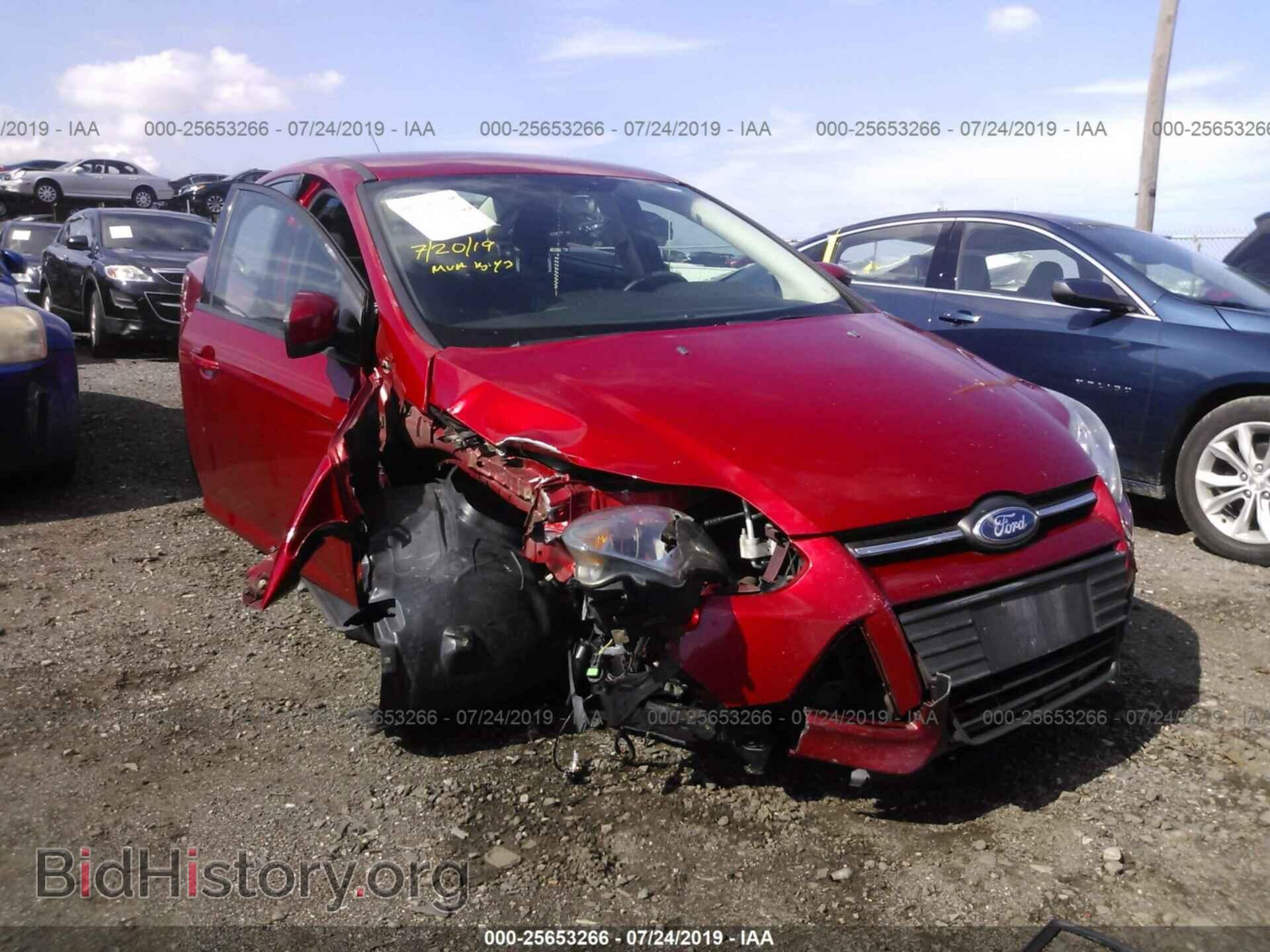 Photo 1FAHP3F27CL328520 - FORD FOCUS 2012