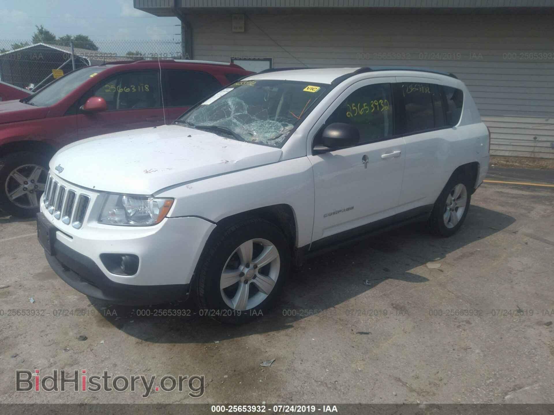 2011 JEEP COMPASS - VIN: 1J4NF1FB1BD135223 - Фото 2