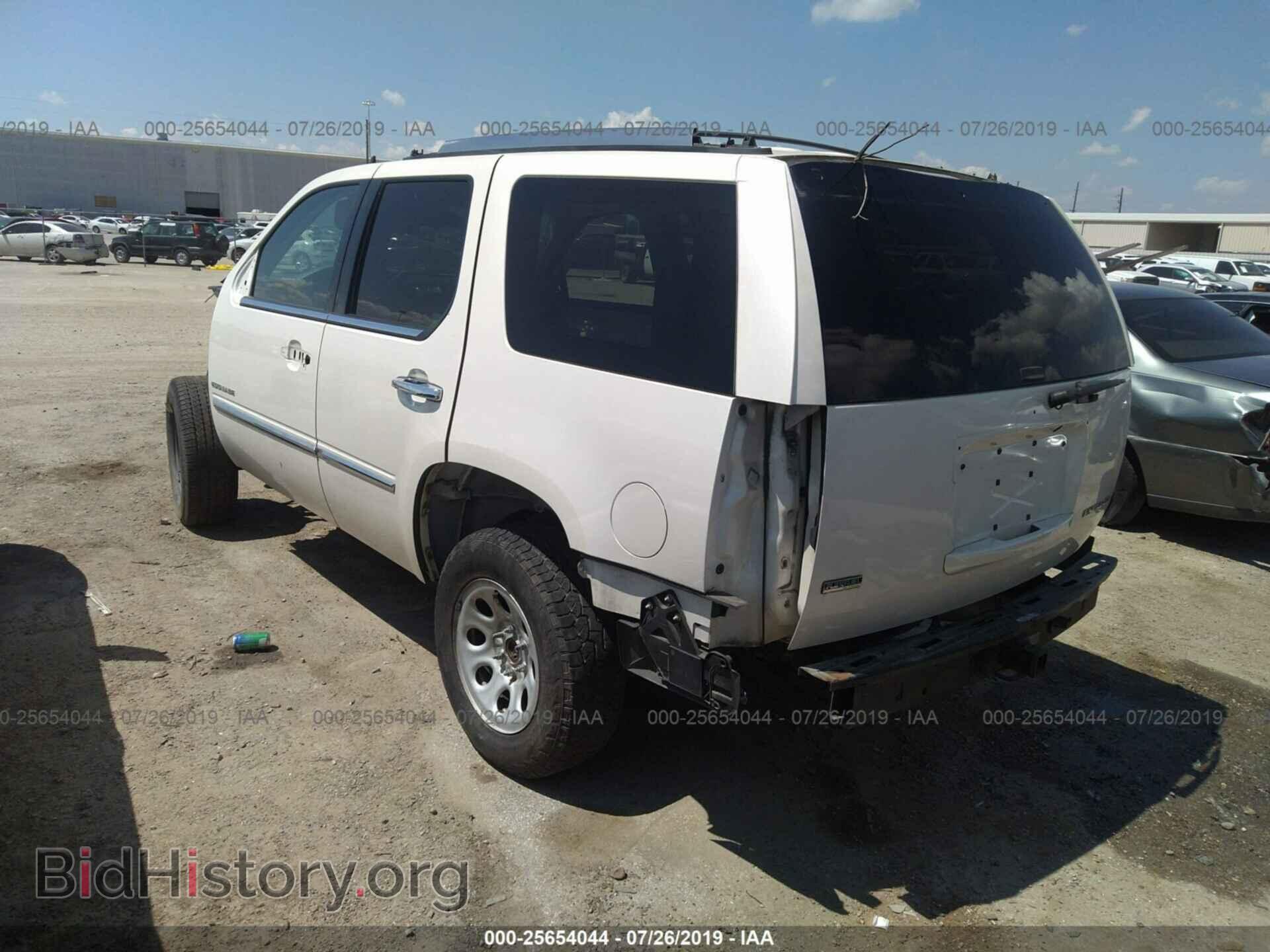 2011 CADILLAC ESCALADE - VIN: 1GYS3CEF2BR128859 - Фото 3
