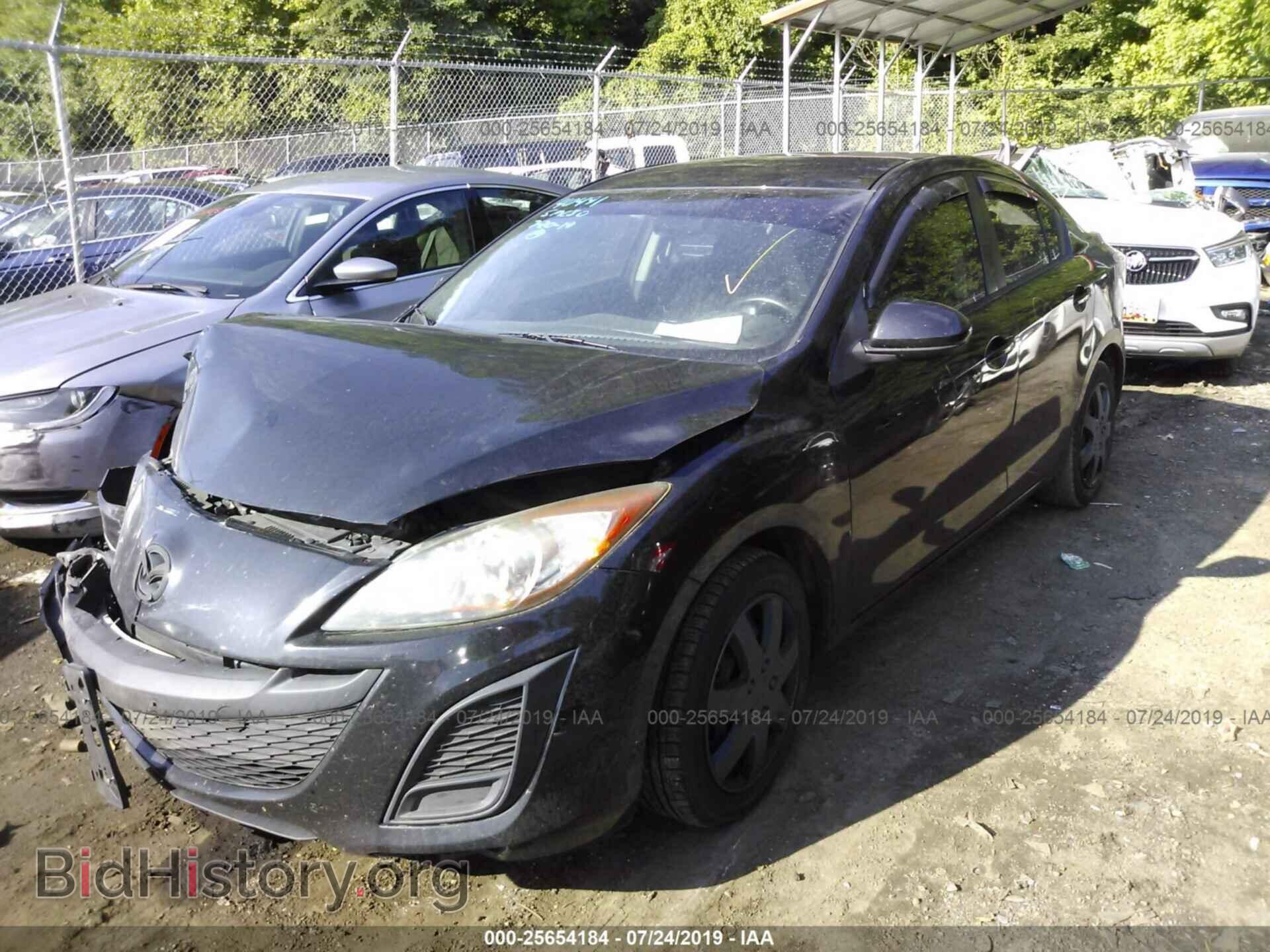 2011 MAZDA 3 - VIN: JM1BL1UG5B1358463 - Photo 2