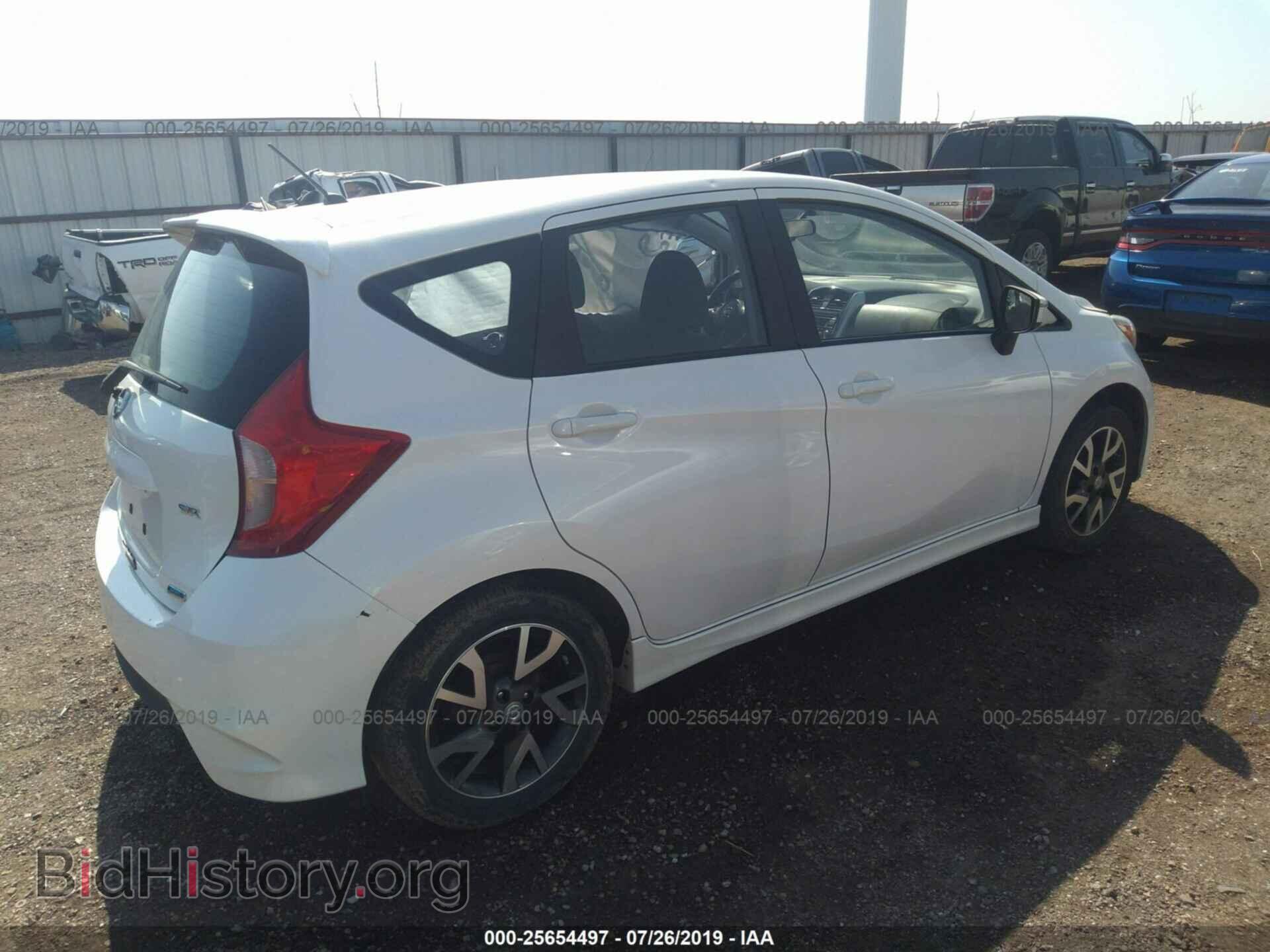 2015 NISSAN VERSA NOTE - VIN: 3N1CE2CP6FL375702 - Фото 4