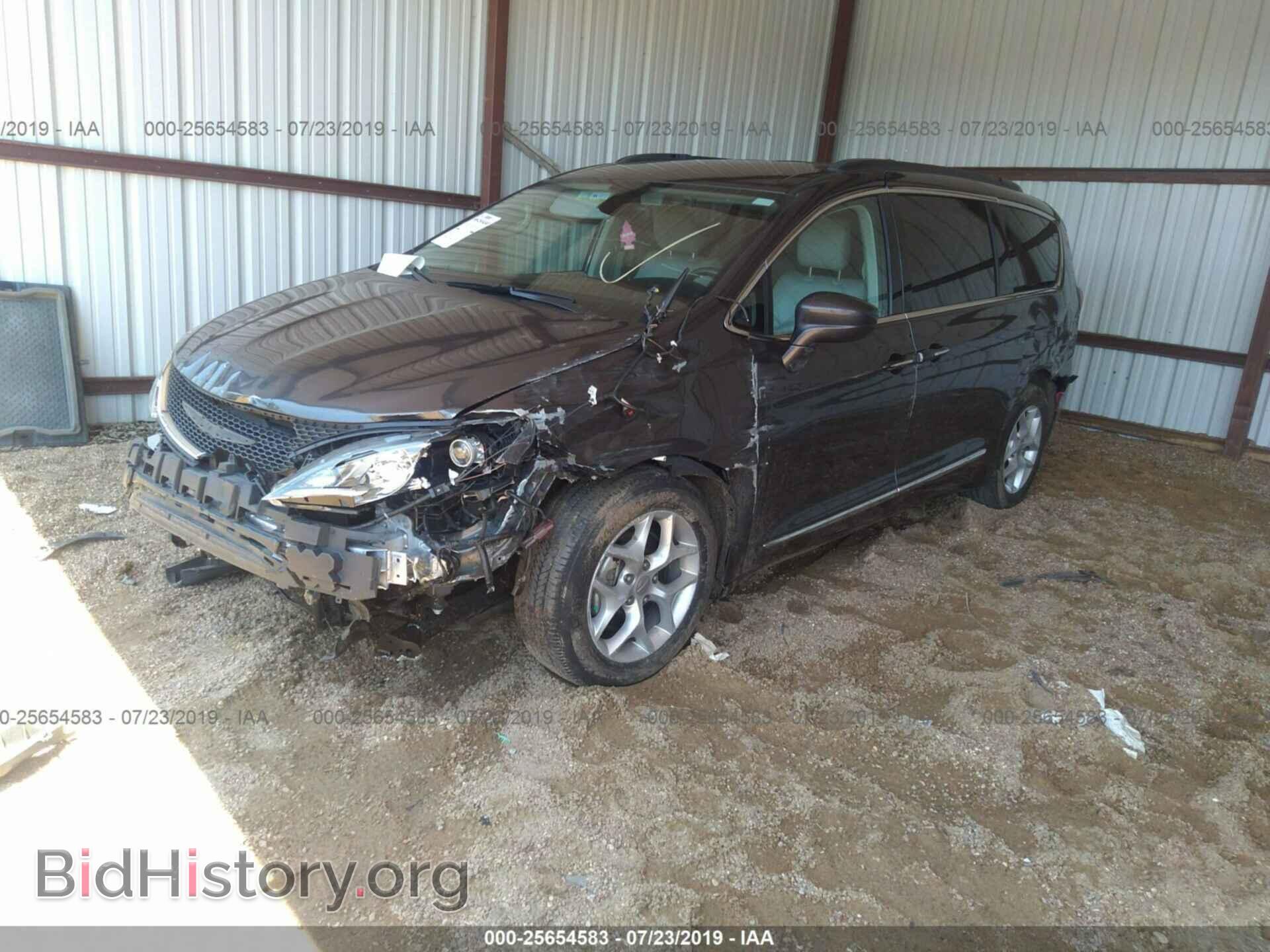 2017 CHRYSLER PACIFICA - VIN: 2C4RC1BG1HR552090 - Фото 2