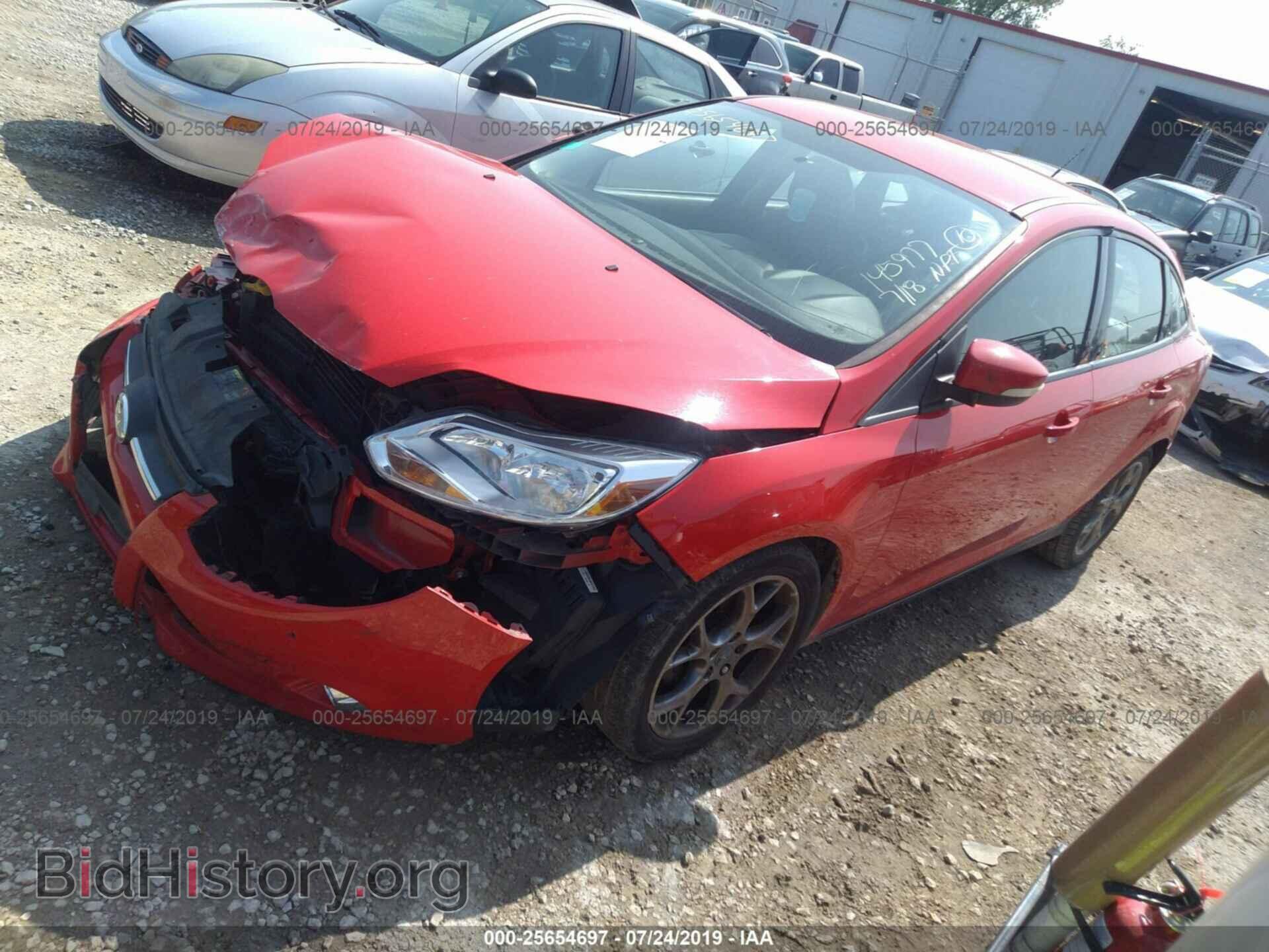 2013 FORD FOCUS - VIN: 1FADP3F24DL196493 - Photo 2