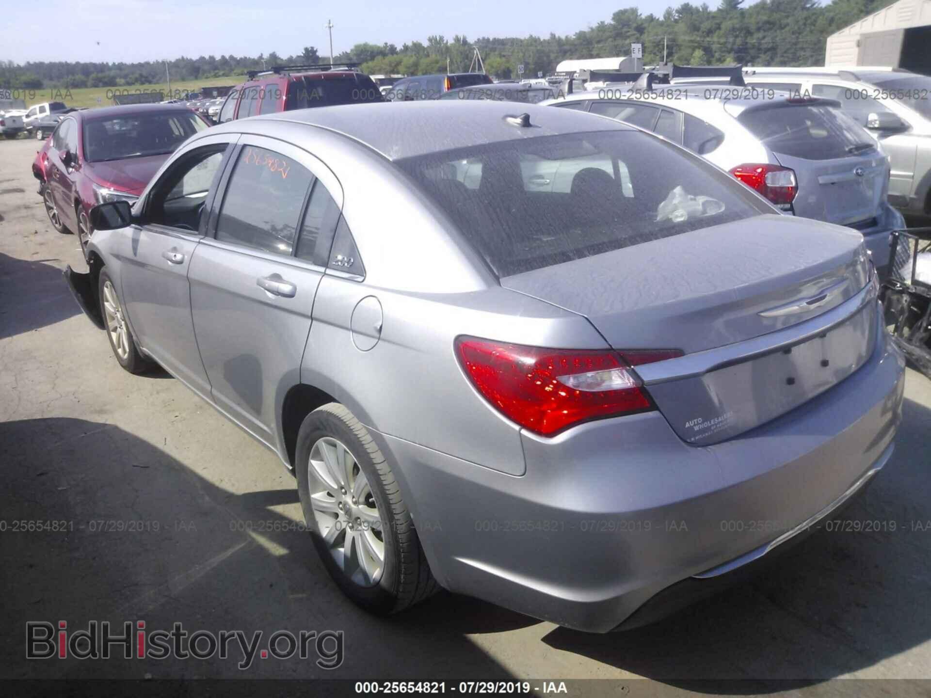 2013 CHRYSLER 200 - VIN: 1C3CCBBB0DN549628 - Photo 3