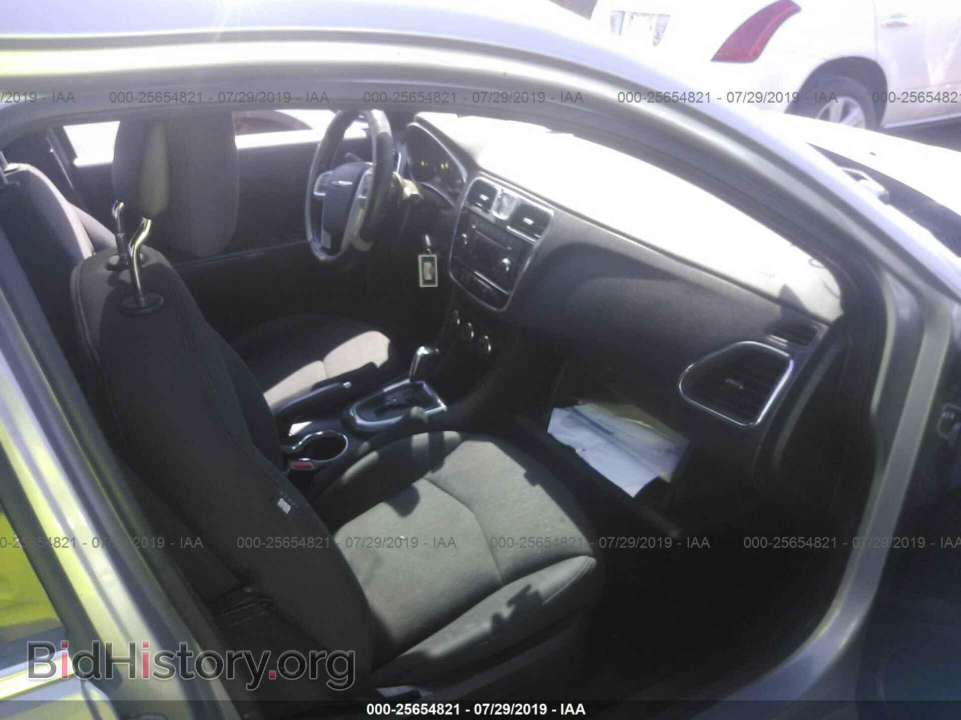 2013 CHRYSLER 200 - VIN: 1C3CCBBB0DN549628 - Photo 5