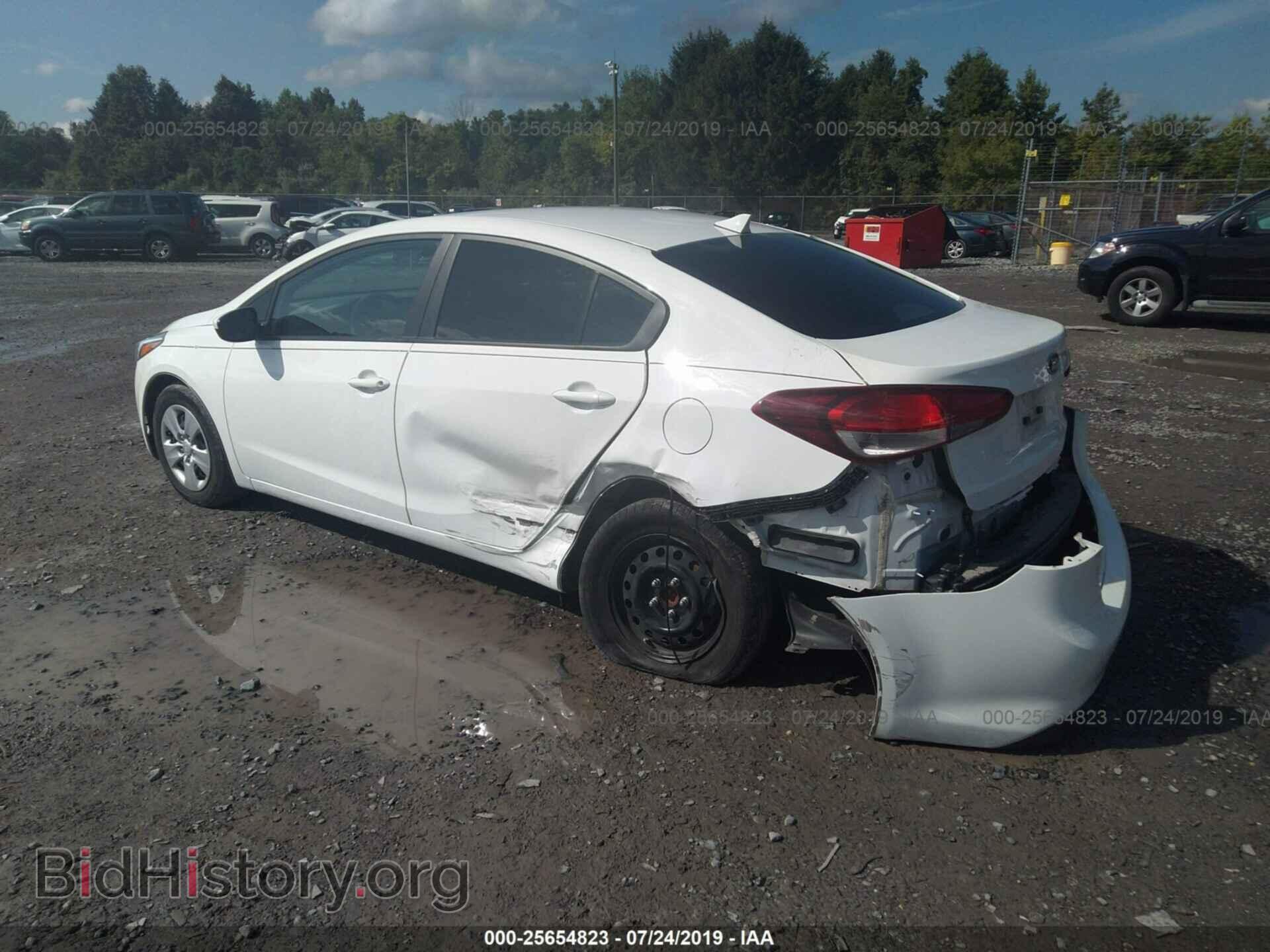 2017 KIA FORTE - VIN: 3KPFK4A76HE065364 - Фото 3