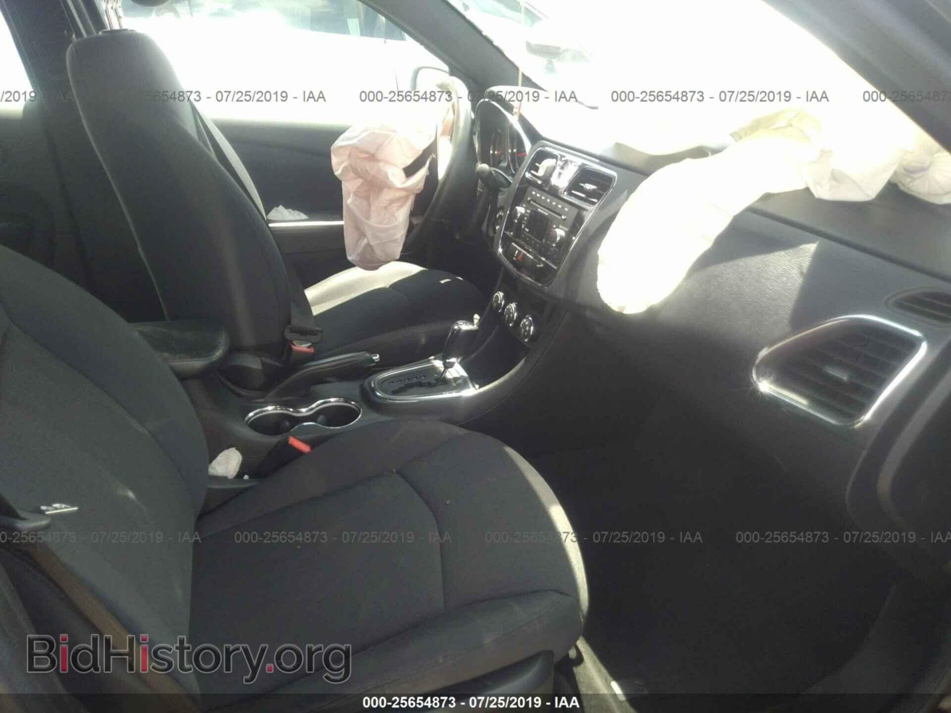 2014 CHRYSLER 200 - VIN: 1C3CCBBB0EN150171 - Photo 5
