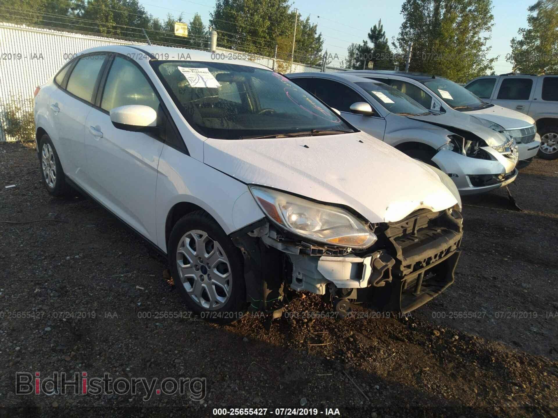 Photo 1FAHP3F28CL237854 - FORD FOCUS 2012