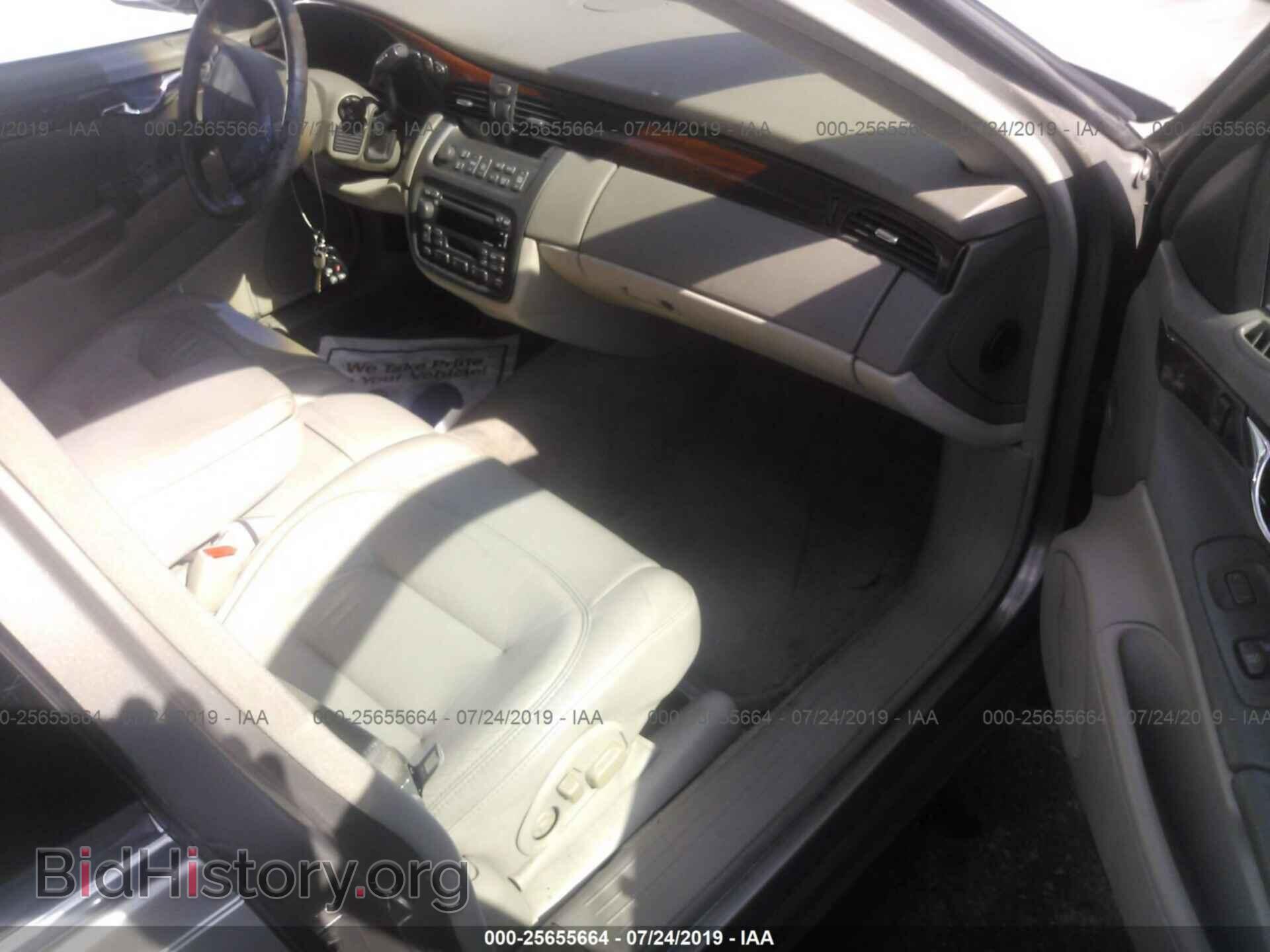 2001 CADILLAC DEVILLE - VIN: 1G6KD54Y31U272310 - Фото 5