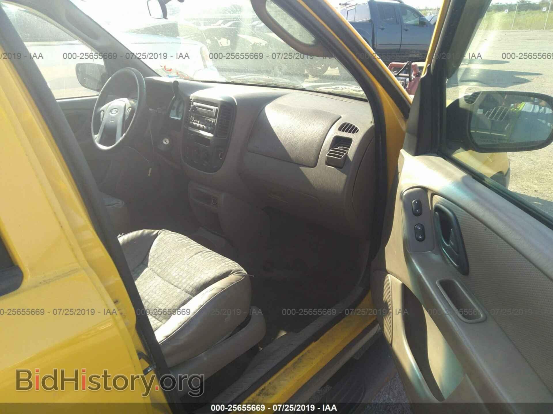 2002 FORD ESCAPE - VIN: 1FMYU01152KA35988 - Photo 5