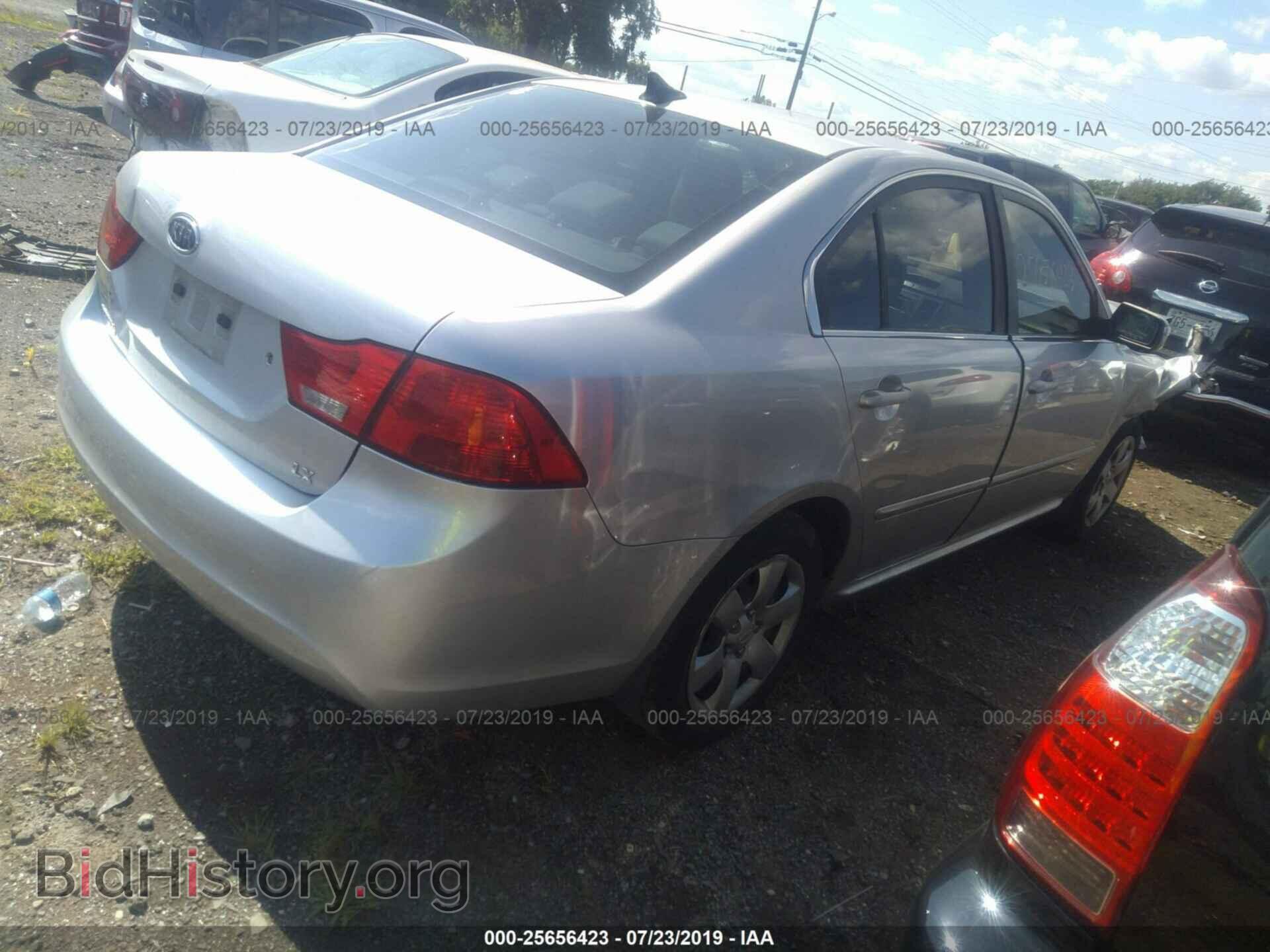 2009 KIA OPTIMA - VIN: KNAGE228995327069 - Фото 4