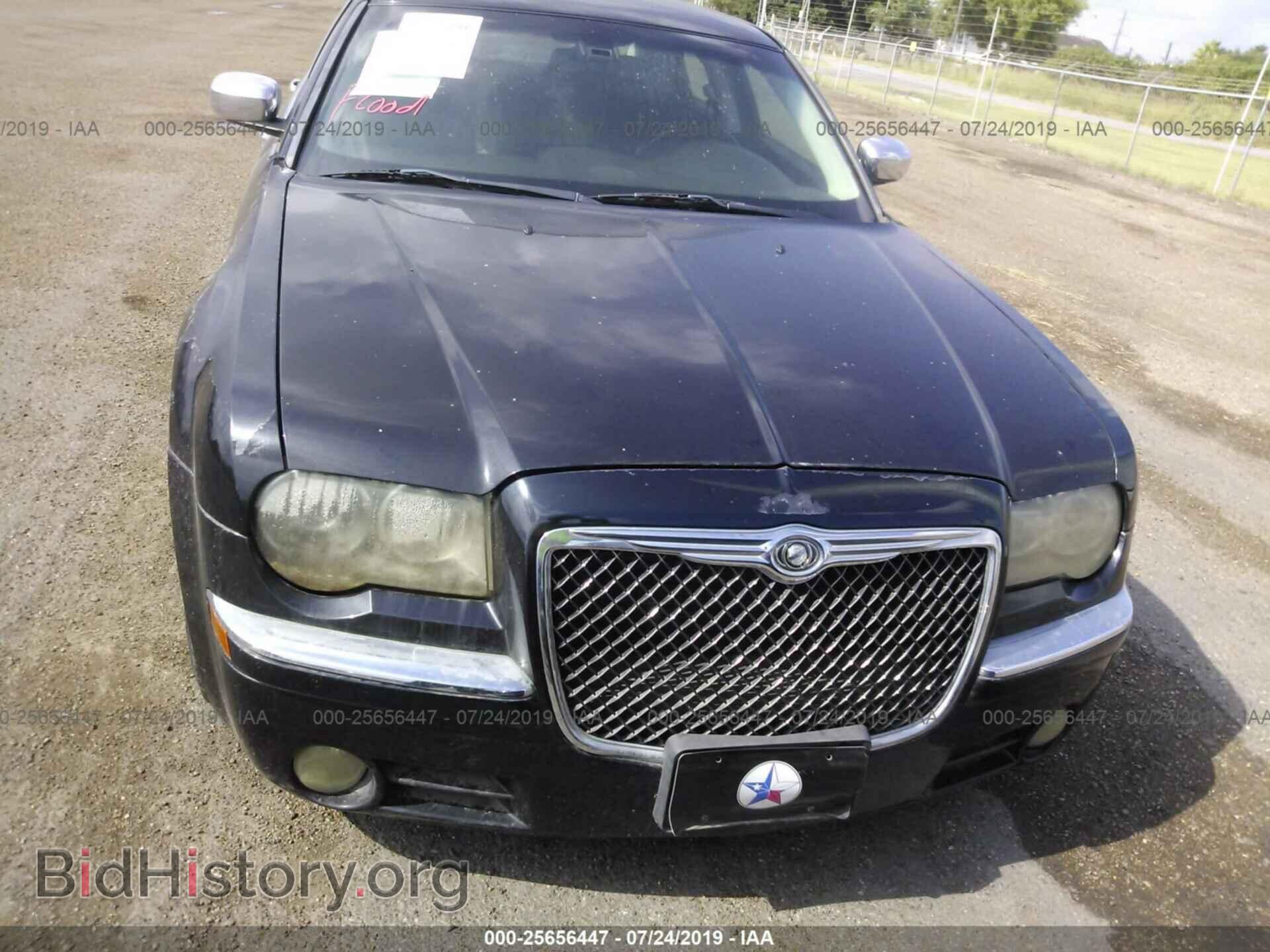 2010 CHRYSLER 300C - VIN: 2C3CA6CT4AH221895 - Фото 6