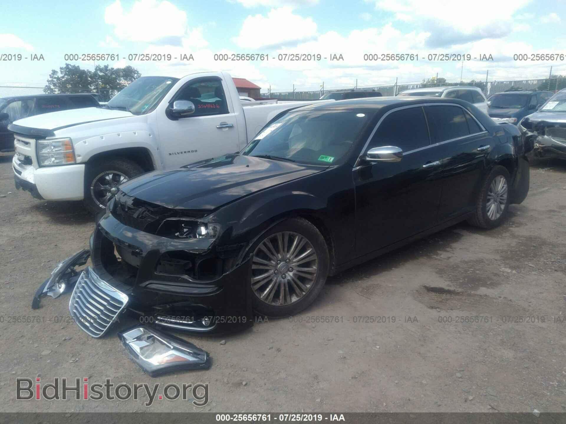 2013 CHRYSLER 300C - VIN: 2C3CCAKT8DH508787 - Фото 2