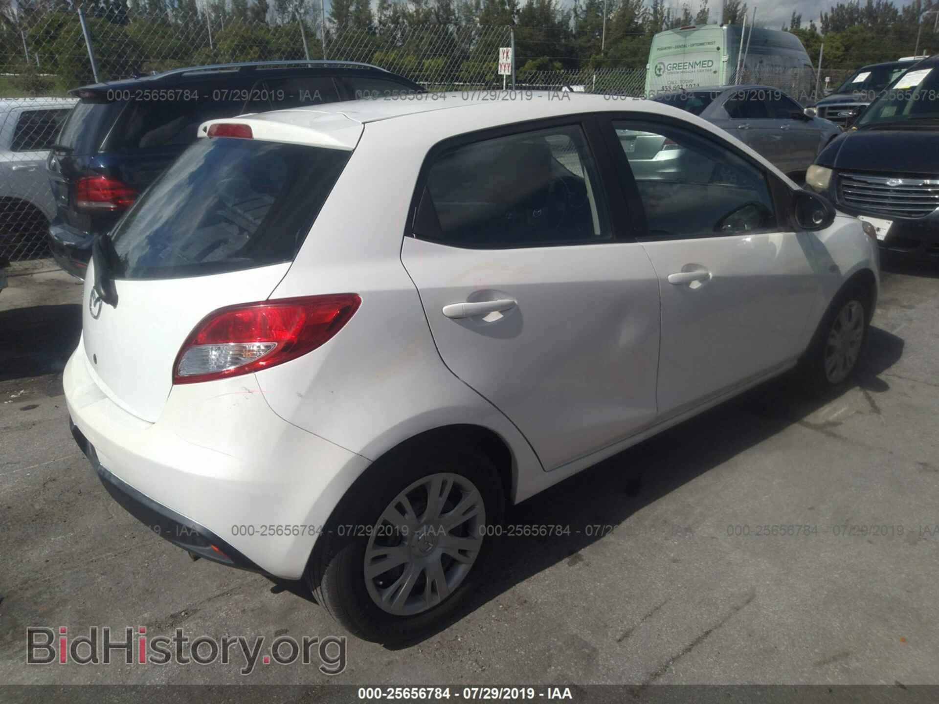 2013 MAZDA MAZDA2 - VIN: JM1DE1KY5D0155192 - Фото 4